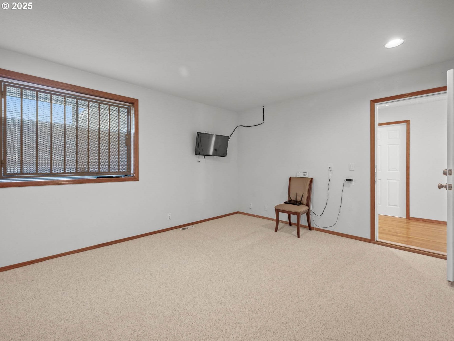 North Plains, Oregon, 97133, United States, 5 Bedrooms Bedrooms, ,4 BathroomsBathrooms,Residential,Active,1764071