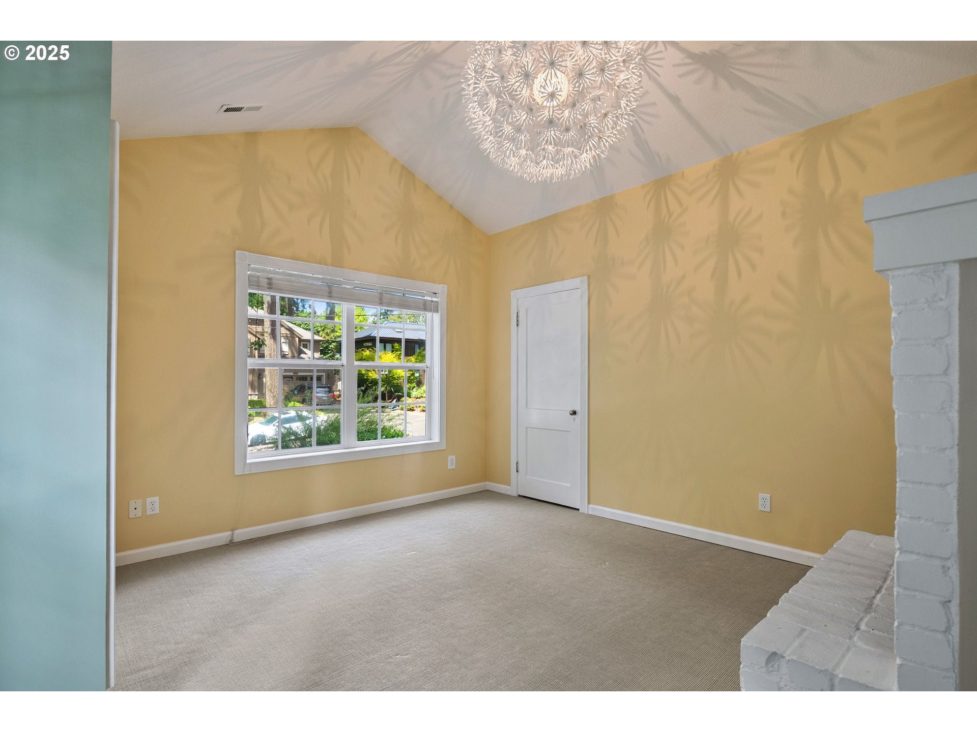 Lake Oswego, Oregon, 97034, United States, ,3 BathroomsBathrooms,Residential,Active,1899903