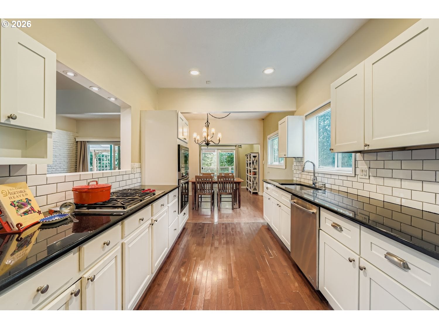 Milwaukie, Oregon, 97267, United States, 5 Bedrooms Bedrooms, ,4 BathroomsBathrooms,Residential,Active,2044550