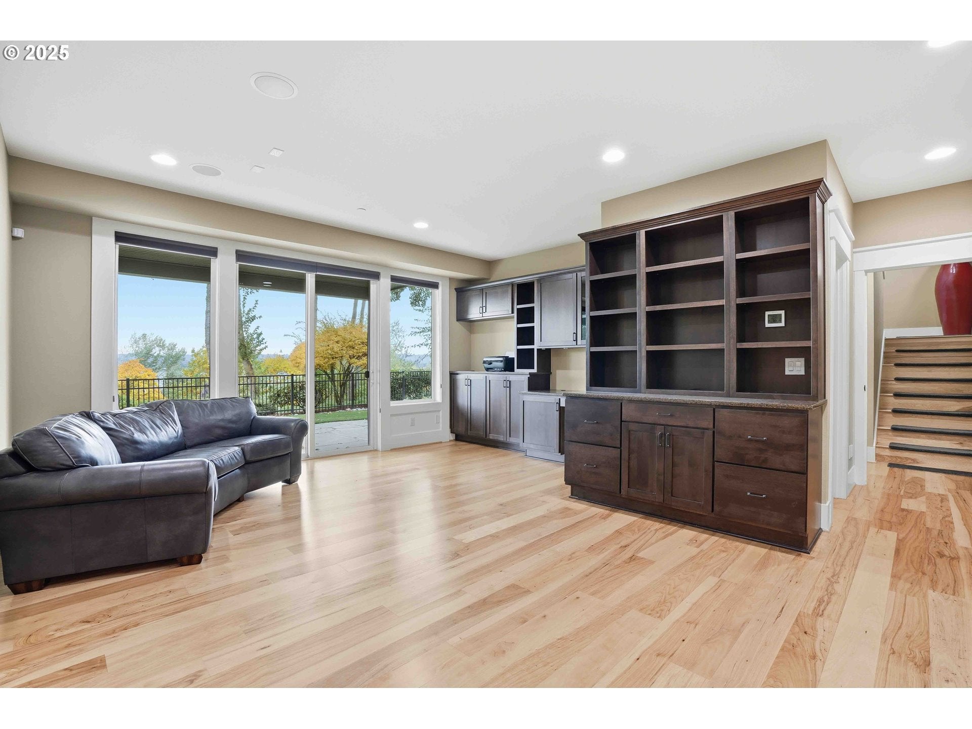 Vancouver, Washington, 98661, United States, 4 Bedrooms Bedrooms, ,7 BathroomsBathrooms,Residential,Active,1985581