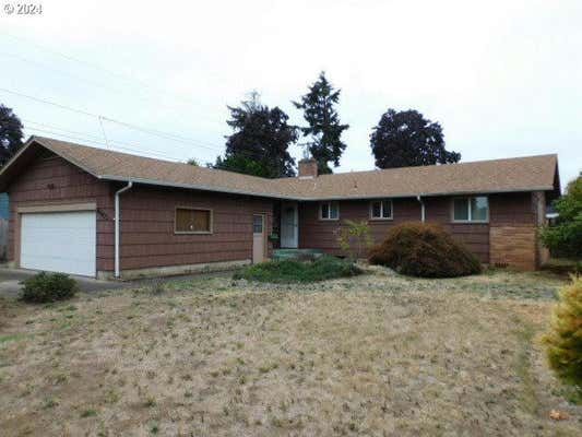 4401 CASCADE DR, EUGENE, OR 97402, photo 3 of 37