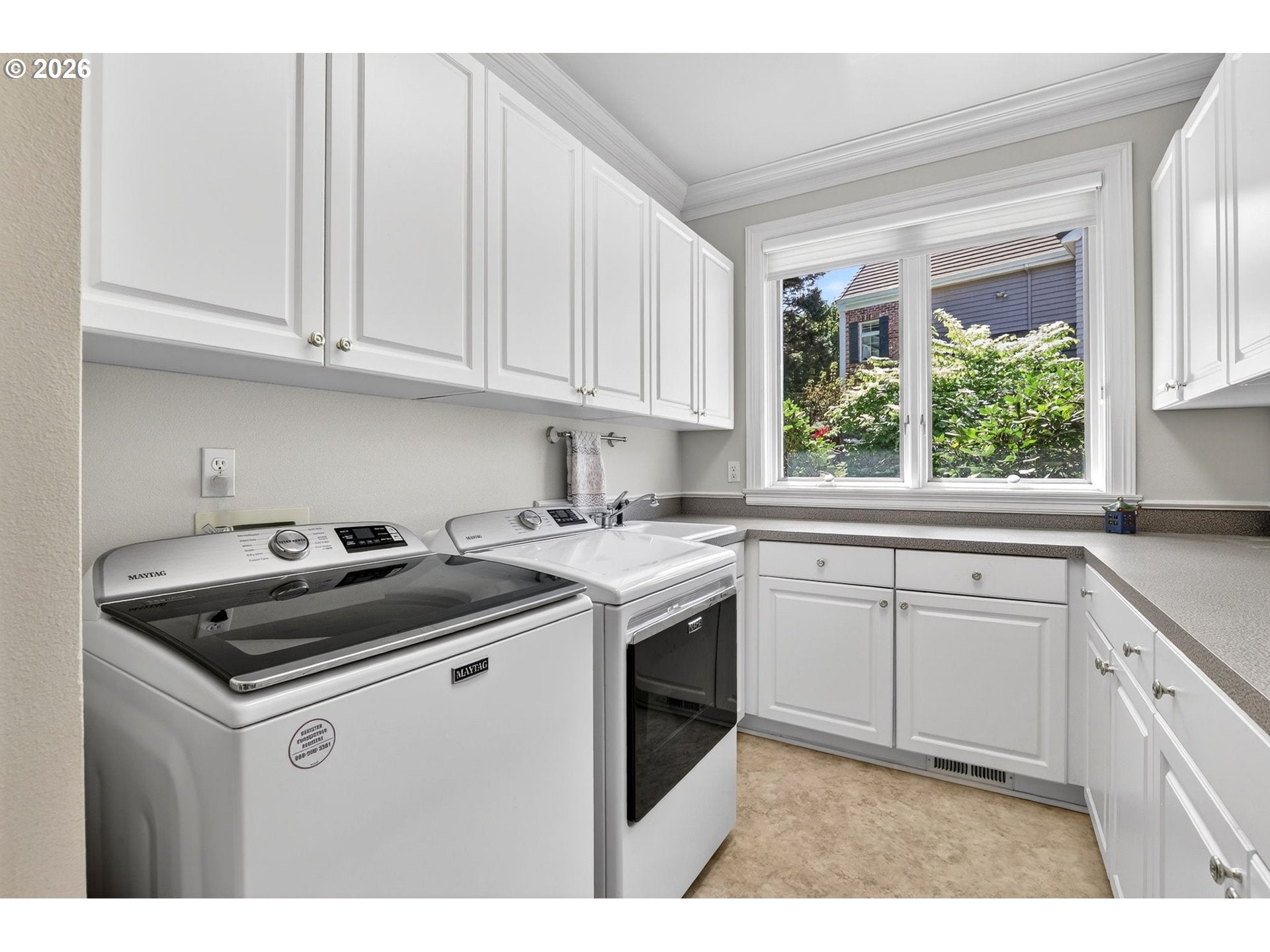 Gresham, Oregon, 97080, United States, 4 Bedrooms Bedrooms, ,6 BathroomsBathrooms,Residential,Active,2043133