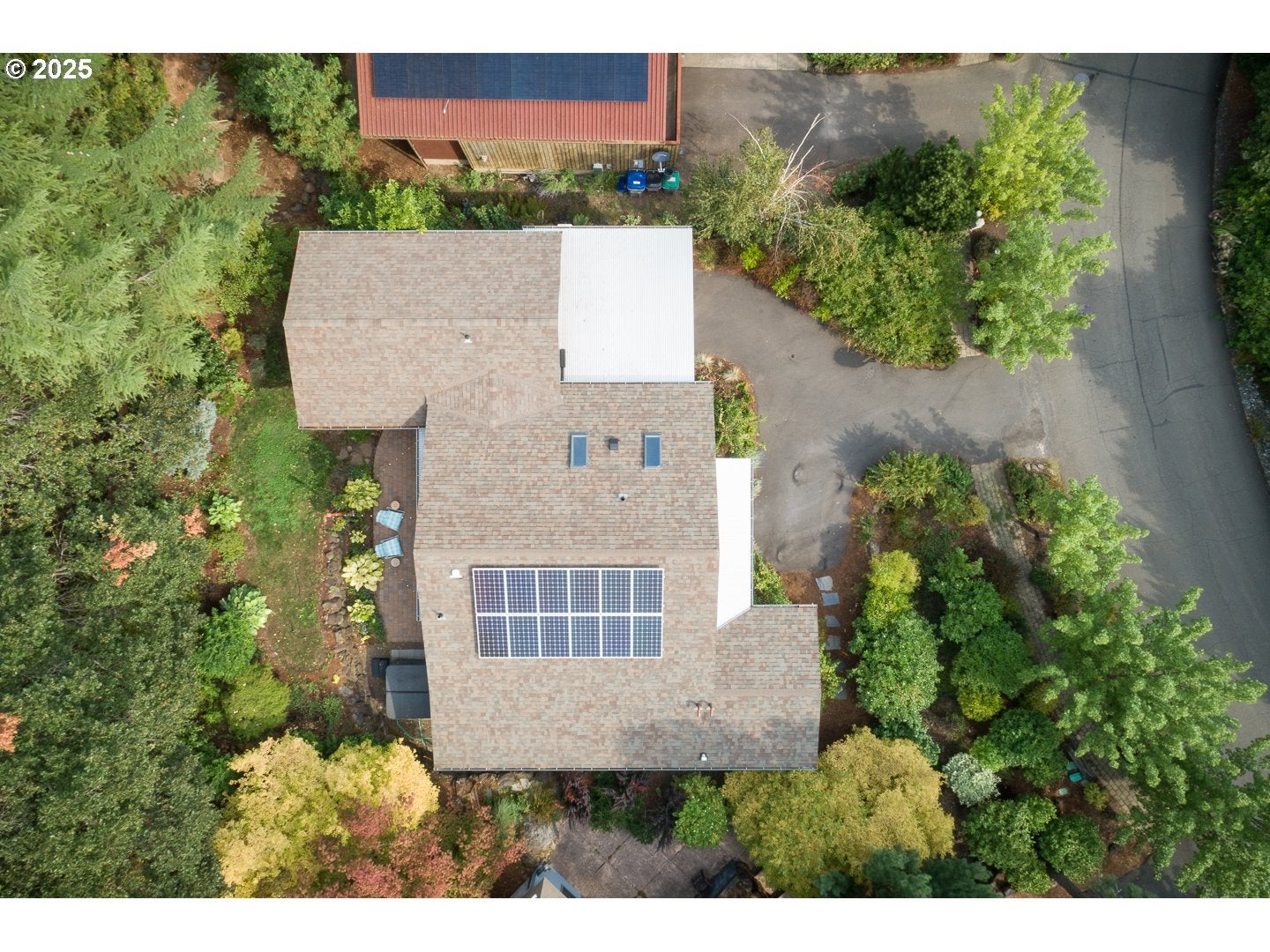 Hood River, Oregon, 97031, United States, 3 Bedrooms Bedrooms, ,3 BathroomsBathrooms,Residential,Active,1927664
