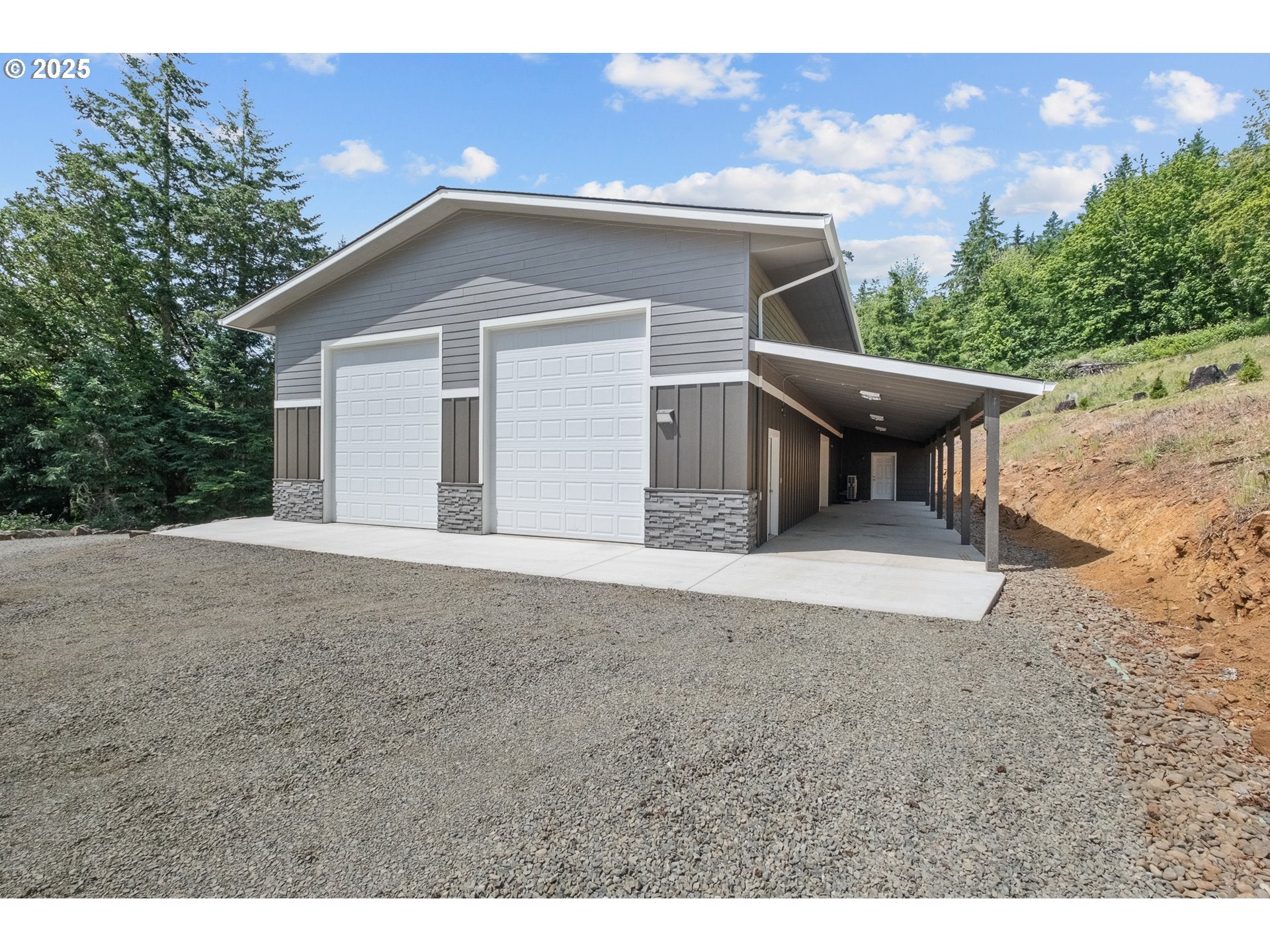 Brownsville, Oregon, 97327, United States, 4 Bedrooms Bedrooms, ,4 BathroomsBathrooms,Residential,Active,1863465