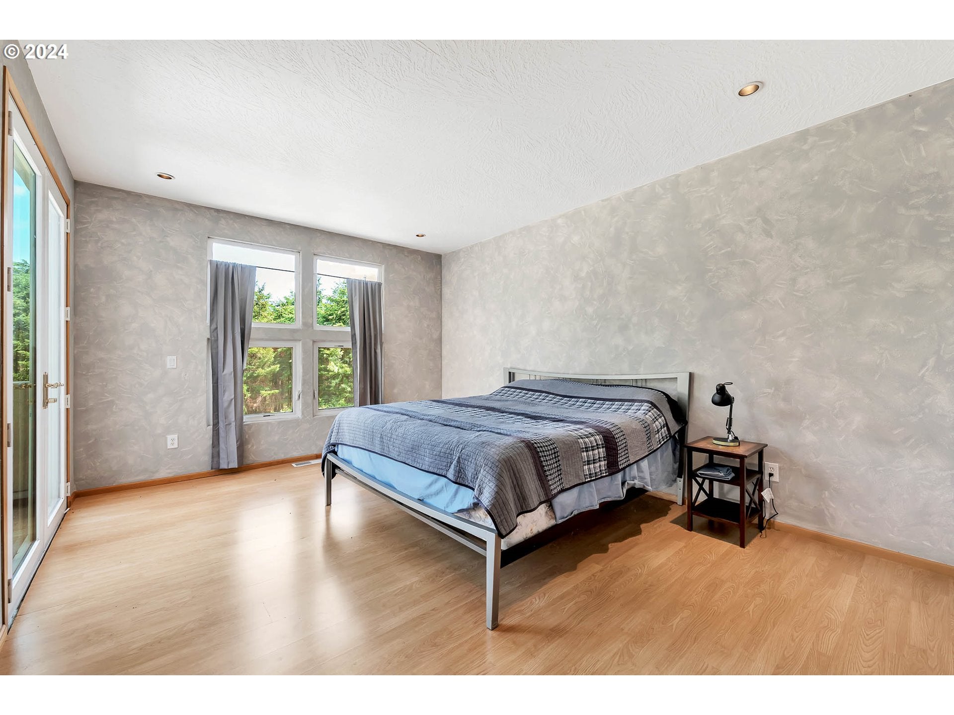 Pleasant Hill, Oregon, 97455, United States, ,3 BathroomsBathrooms,Residential,Active,1704809