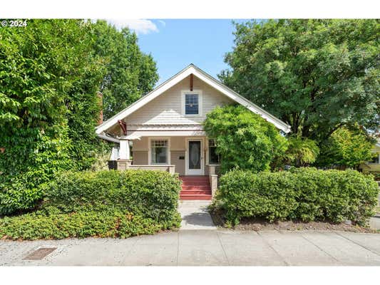 2124 SE CESAR E CHAVEZ BLVD, PORTLAND, OR 97214 - Image 1