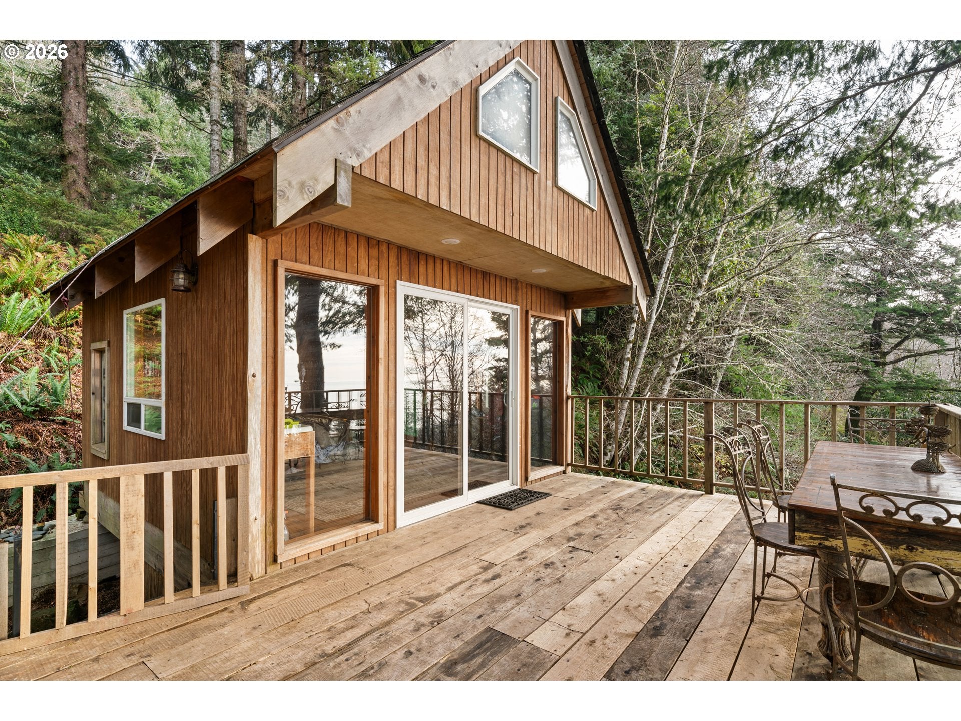 Gold Beach, Oregon, 97444, United States, 3 Bedrooms Bedrooms, ,2 BathroomsBathrooms,Residential,Active,2011203