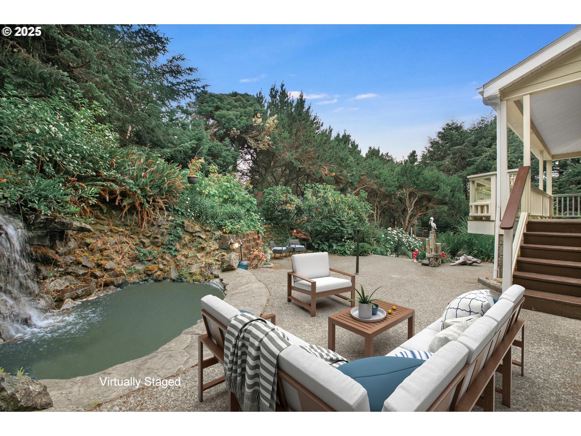 Gold Beach, Oregon, 97444, United States, 4 Bedrooms Bedrooms, ,5 BathroomsBathrooms,Residential,Active,1899243