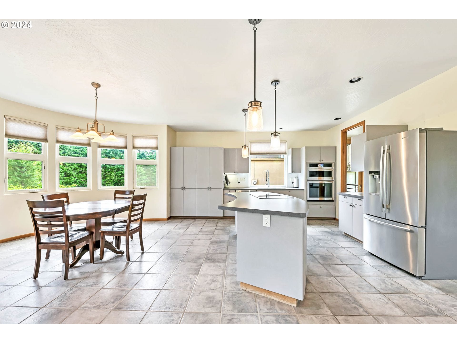 Pleasant Hill, Oregon, 97455, United States, ,3 BathroomsBathrooms,Residential,Active,1704809