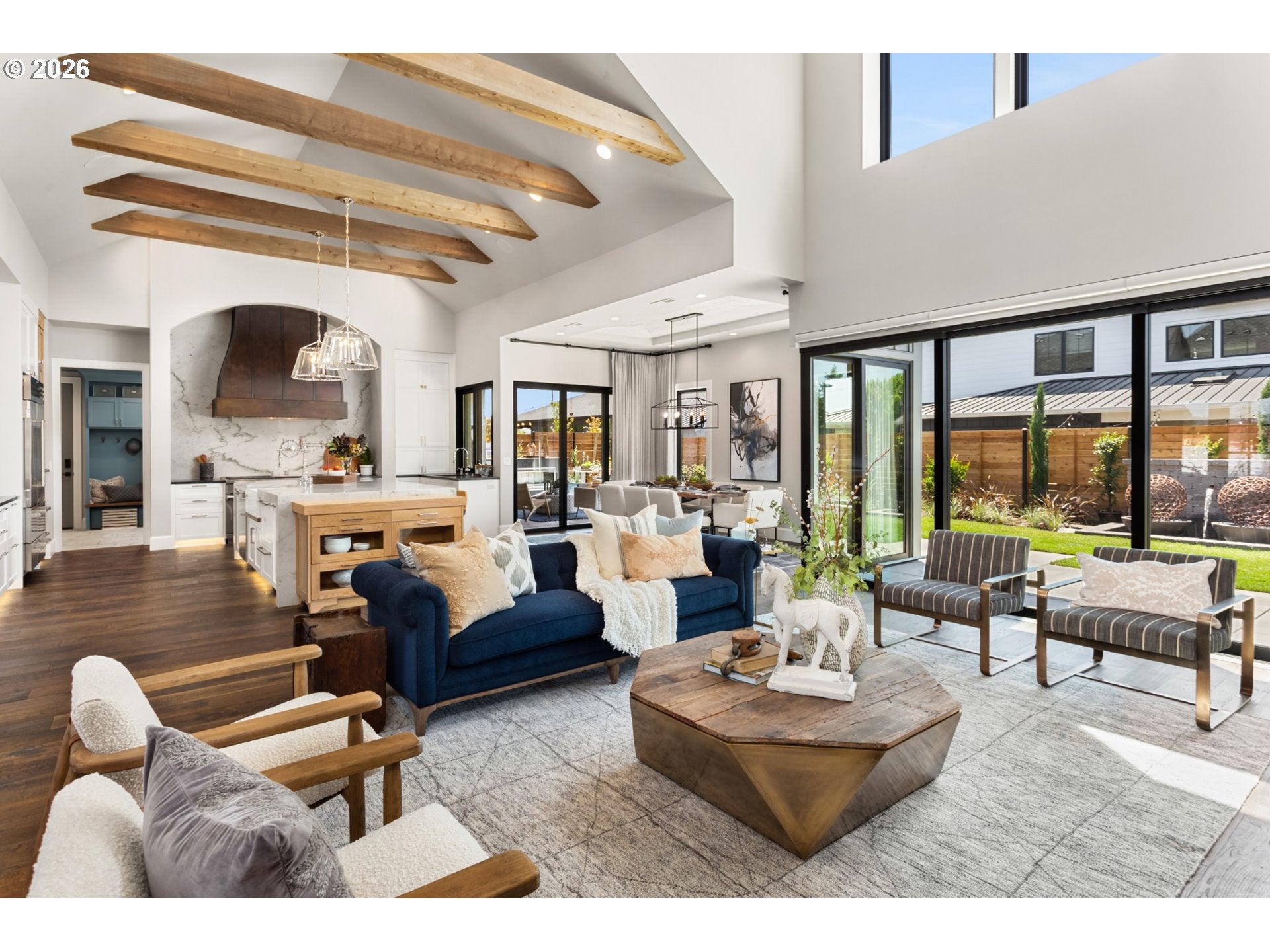 Happy Valley, Oregon, 97086, United States, 5 Bedrooms Bedrooms, ,5 BathroomsBathrooms,Residential,Active,2011888