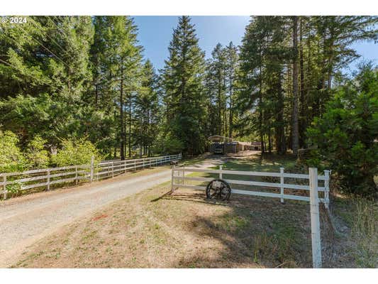 10335 N MYRTLE RD, MYRTLE CREEK, OR 97457 - Image 1