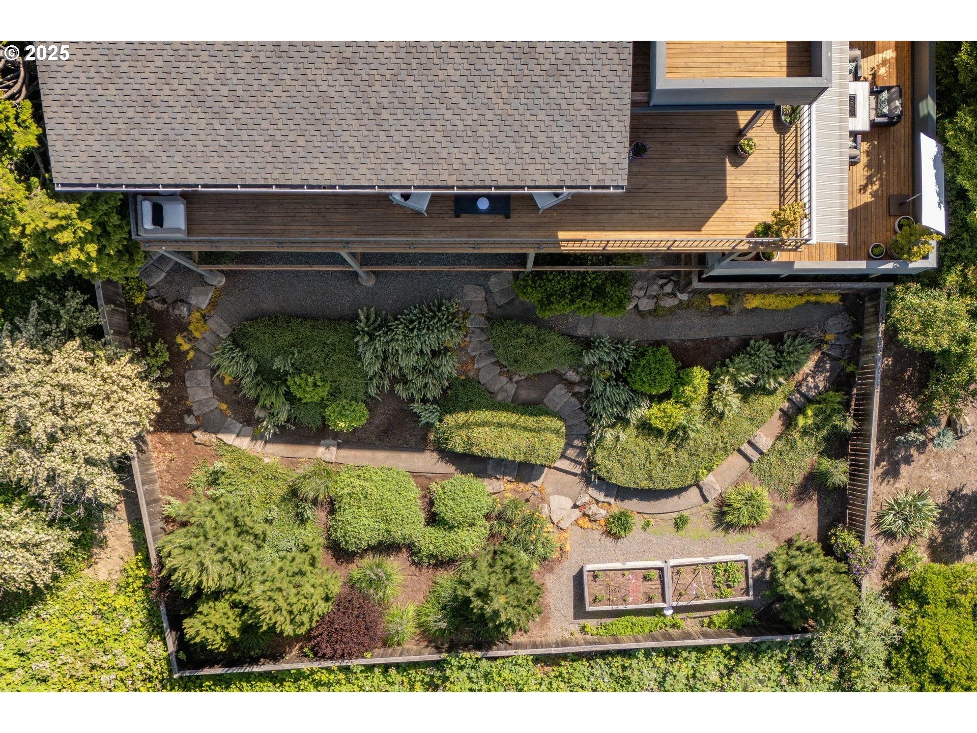 Portland, Oregon, 97225, United States, 4 Bedrooms Bedrooms, ,5 BathroomsBathrooms,Residential,Active,1936425