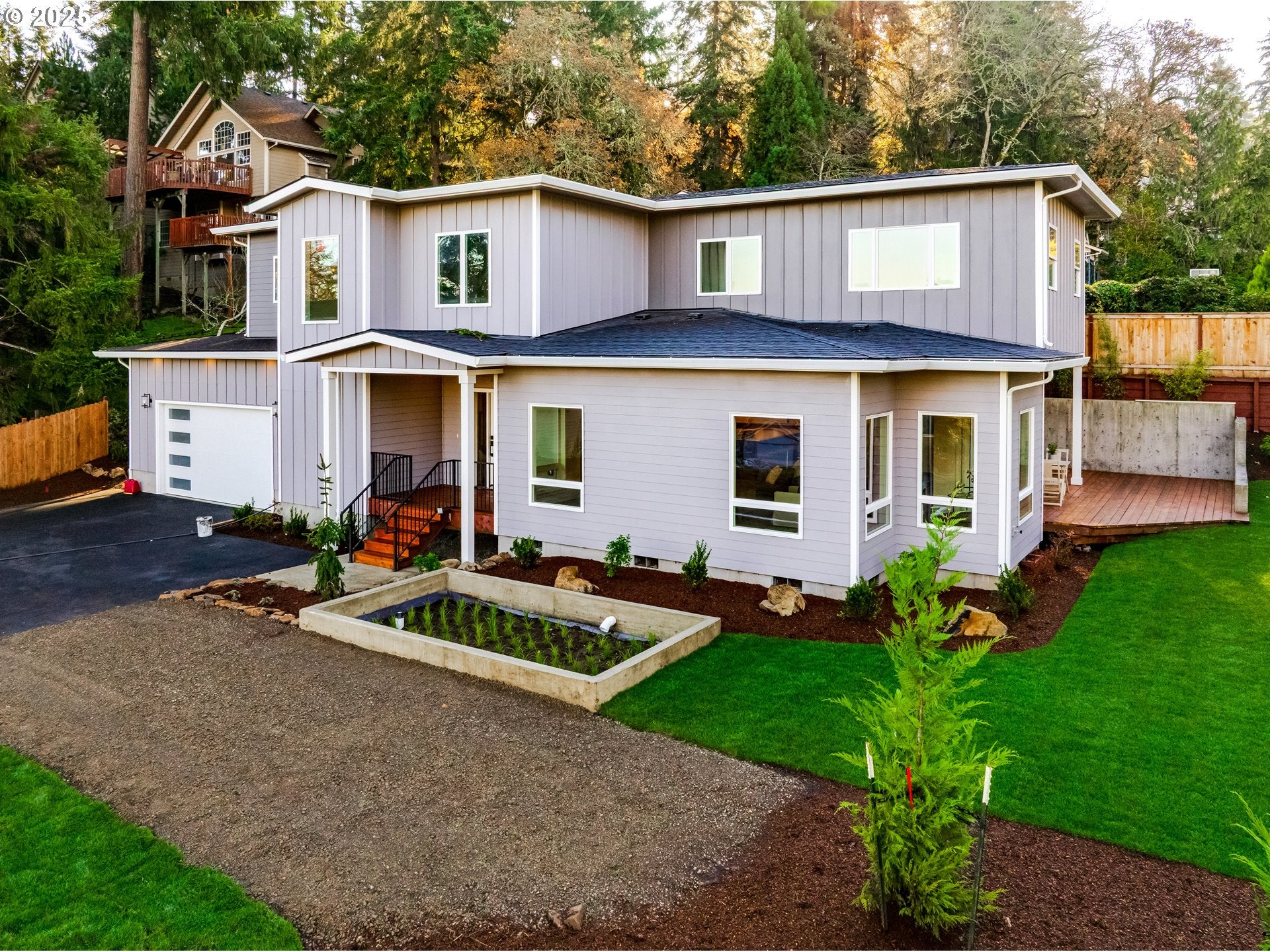 Eugene, Oregon, 97405, United States, 4 Bedrooms Bedrooms, ,3 BathroomsBathrooms,Residential,Active,2000223