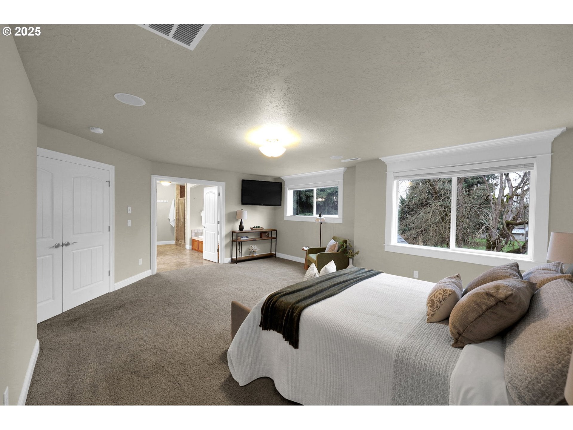 Eugene, Oregon, 97408, United States, 5 Bedrooms Bedrooms, ,3 BathroomsBathrooms,Residential,Active,2007072