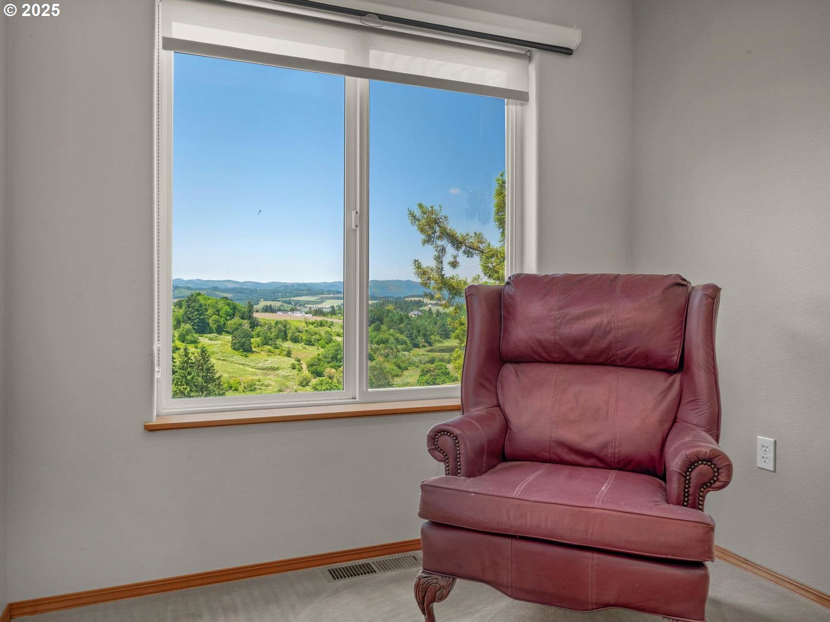 Gaston, Oregon, 97119, United States, 2 Bedrooms Bedrooms, ,3 BathroomsBathrooms,Residential,Active,1860287