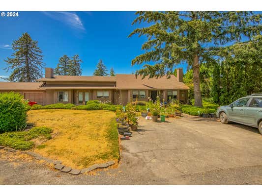 13736 SE BUSH ST, PORTLAND, OR 97236 - Image 1