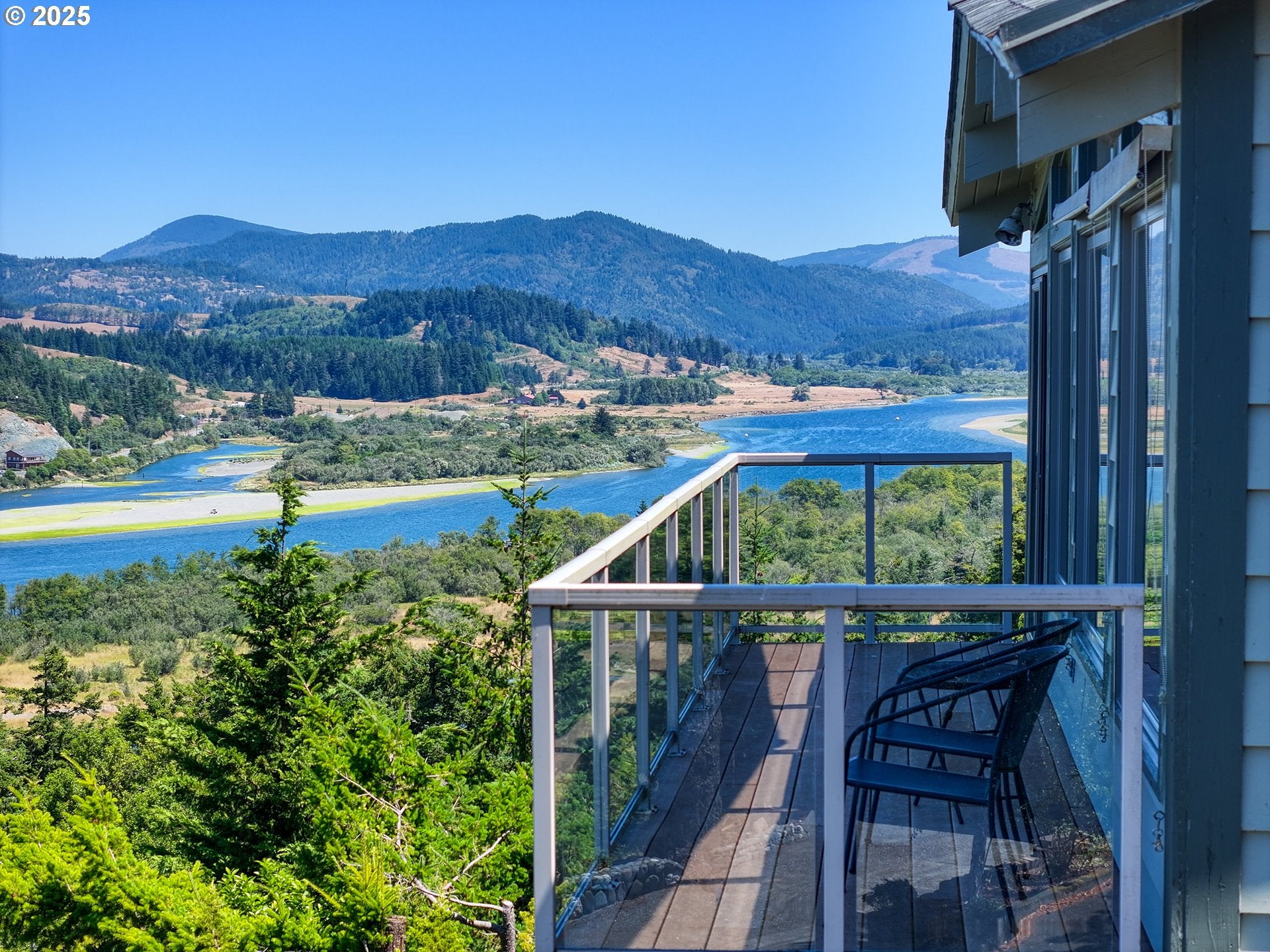 Gold Beach, Oregon, 97444, United States, 4 Bedrooms Bedrooms, ,3 BathroomsBathrooms,Residential,Active,1913016