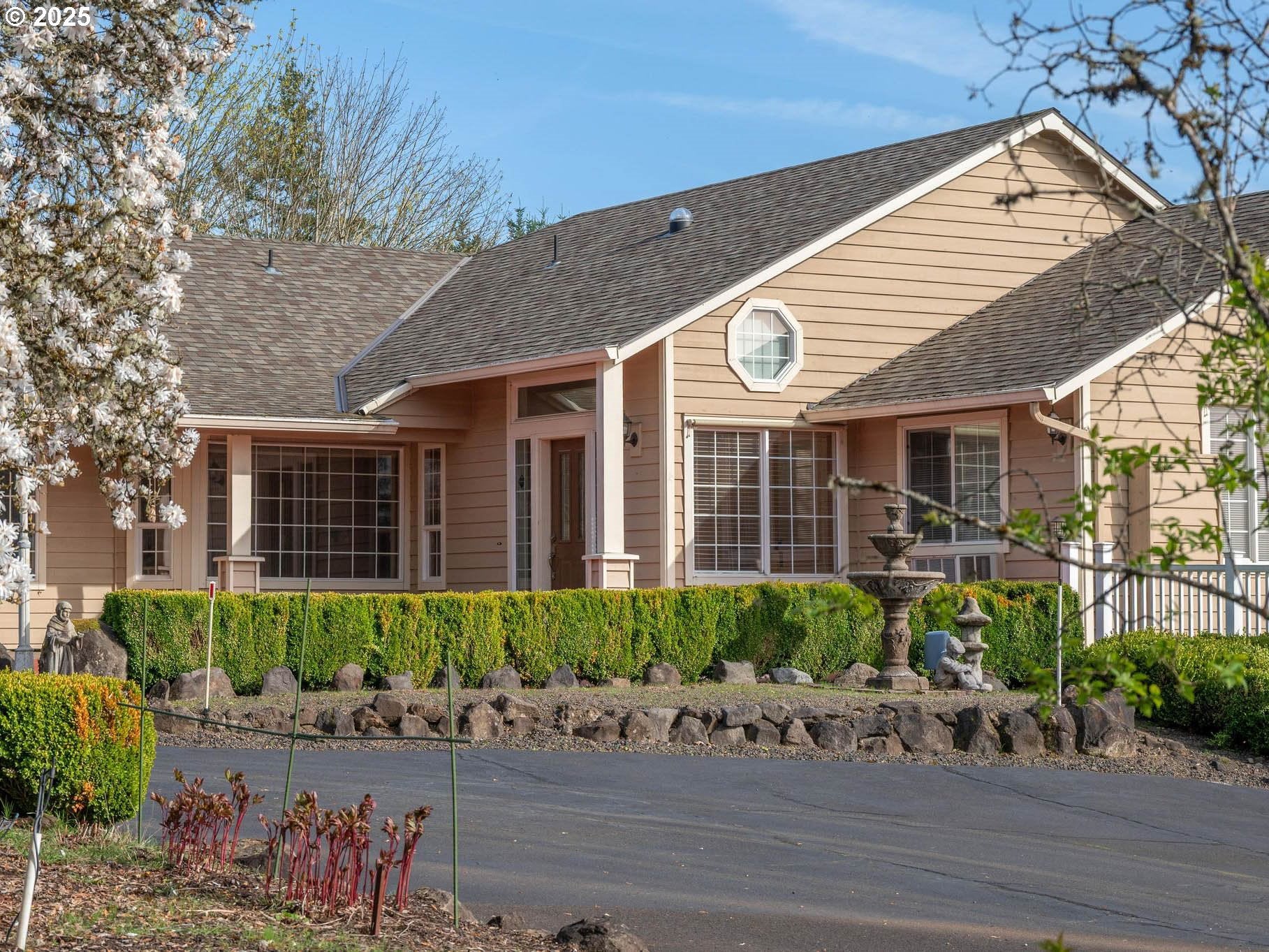North Plains, Oregon, 97133, United States, 5 Bedrooms Bedrooms, ,4 BathroomsBathrooms,Residential,Active,1764071