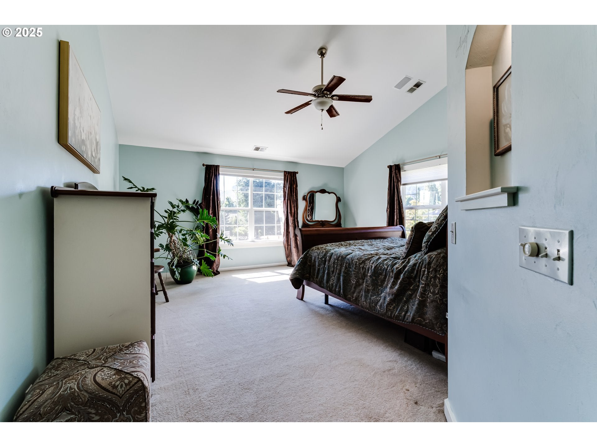 Springfield, Oregon, 97478, United States, 4 Bedrooms Bedrooms, ,3 BathroomsBathrooms,Residential,Active,1904190