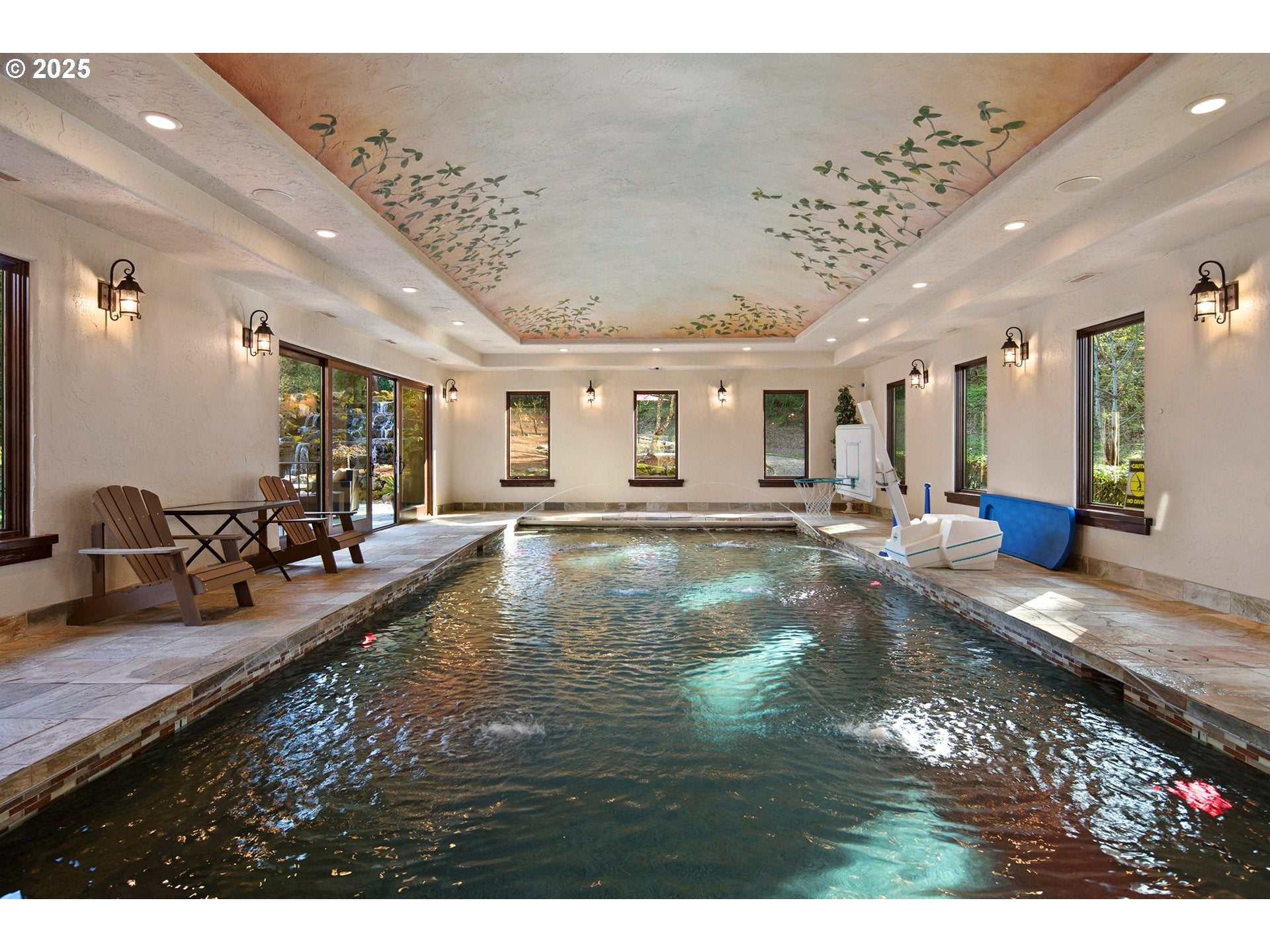 Oregon City, Oregon, 97045, United States, ,6 BathroomsBathrooms,Residential,Contingent,1764514