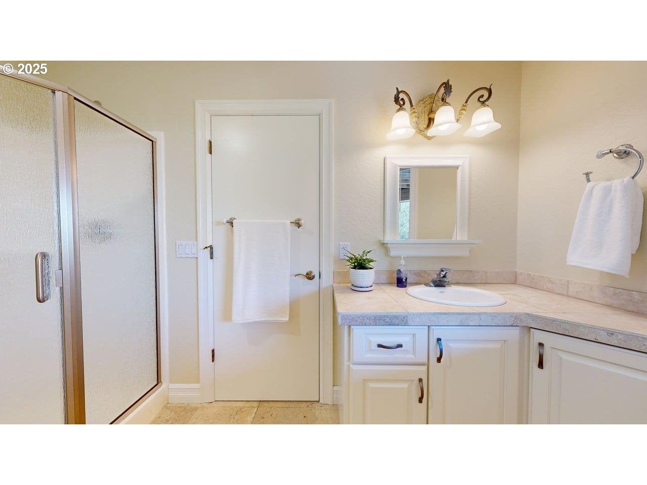 Brookings, Oregon, 97415, United States, 3 Bedrooms Bedrooms, ,4 BathroomsBathrooms,Residential,Active,1773505