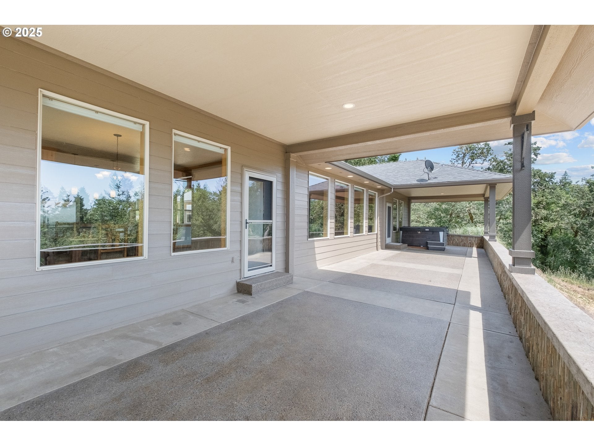 Brownsville, Oregon, 97327, United States, 4 Bedrooms Bedrooms, ,4 BathroomsBathrooms,Residential,Active,1863465