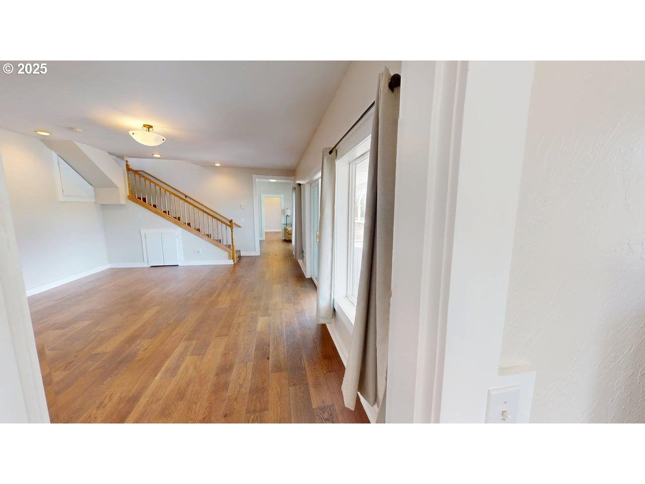 Gold Beach, Oregon, 97444, United States, 4 Bedrooms Bedrooms, ,3 BathroomsBathrooms,Residential,Active,1904726