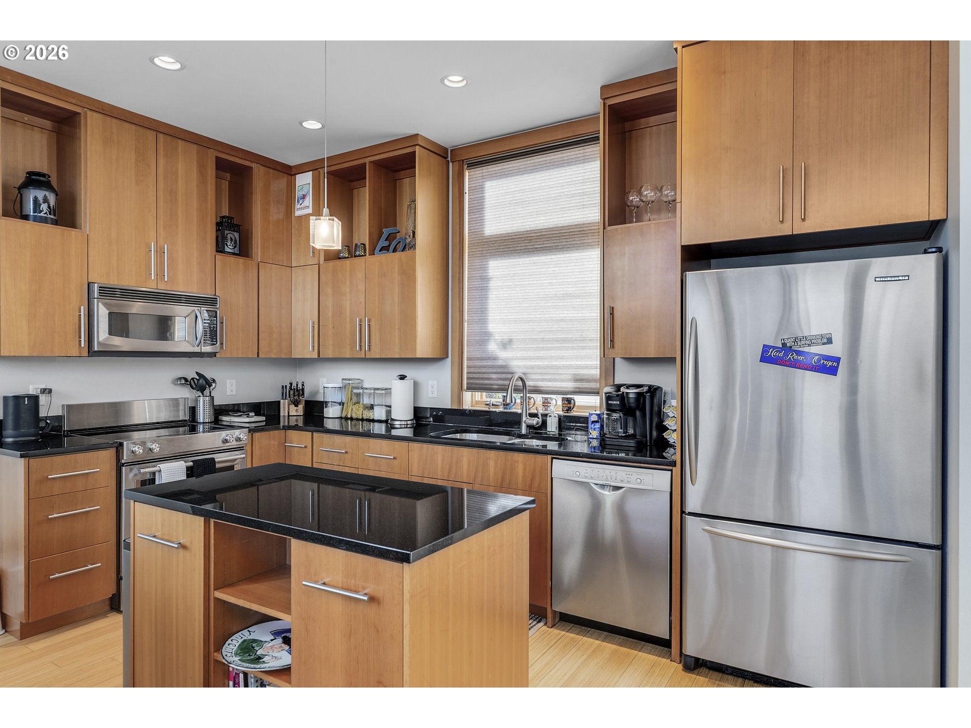 Hood River, Oregon, 97031, United States, 3 Bedrooms Bedrooms, ,3 BathroomsBathrooms,Residential,Active,2008720