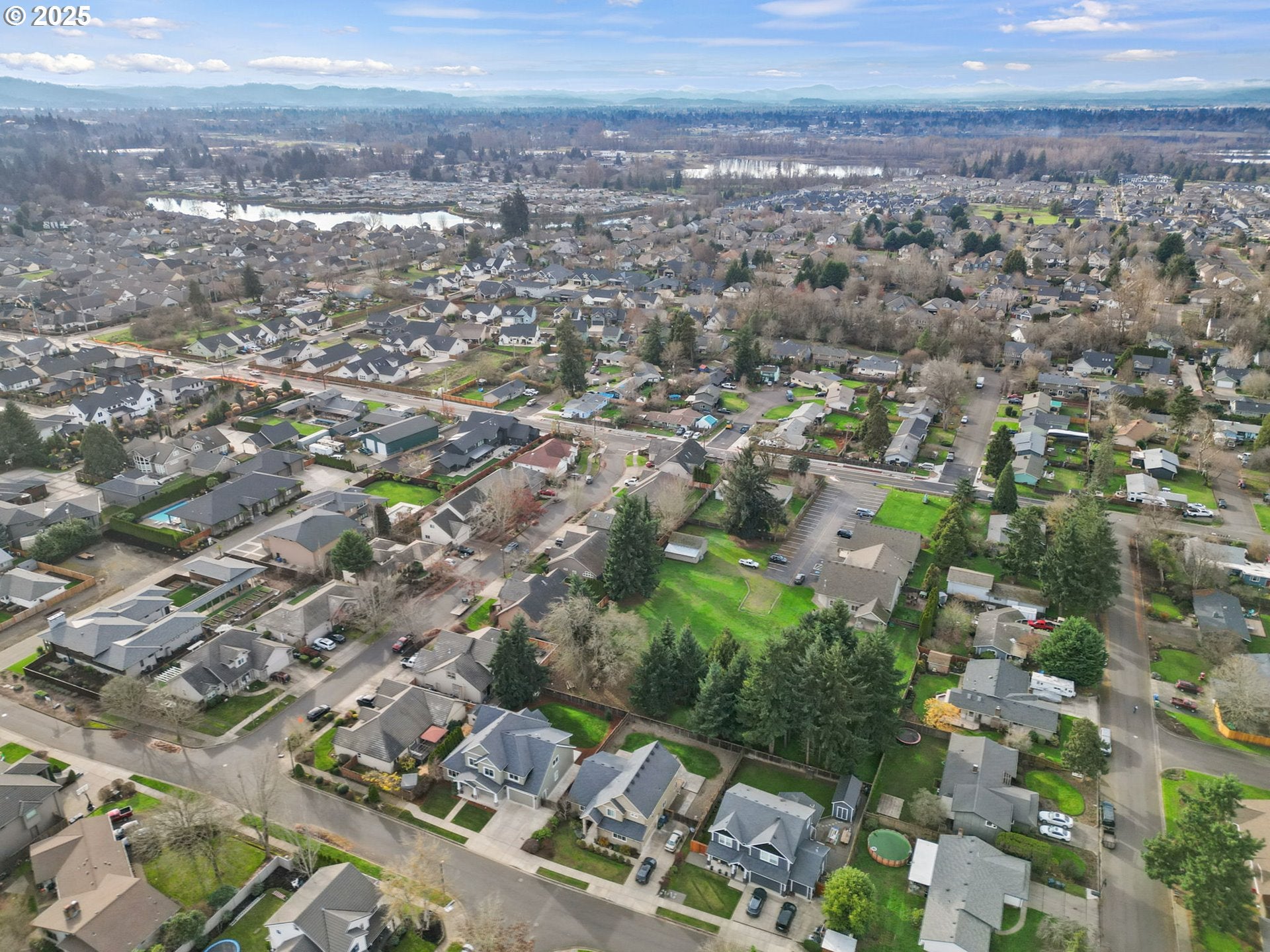 Eugene, Oregon, 97408, United States, 5 Bedrooms Bedrooms, ,3 BathroomsBathrooms,Residential,Active,2007072