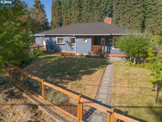 814 17TH ST, HOOD RIVER, OR 97031 - Image 1