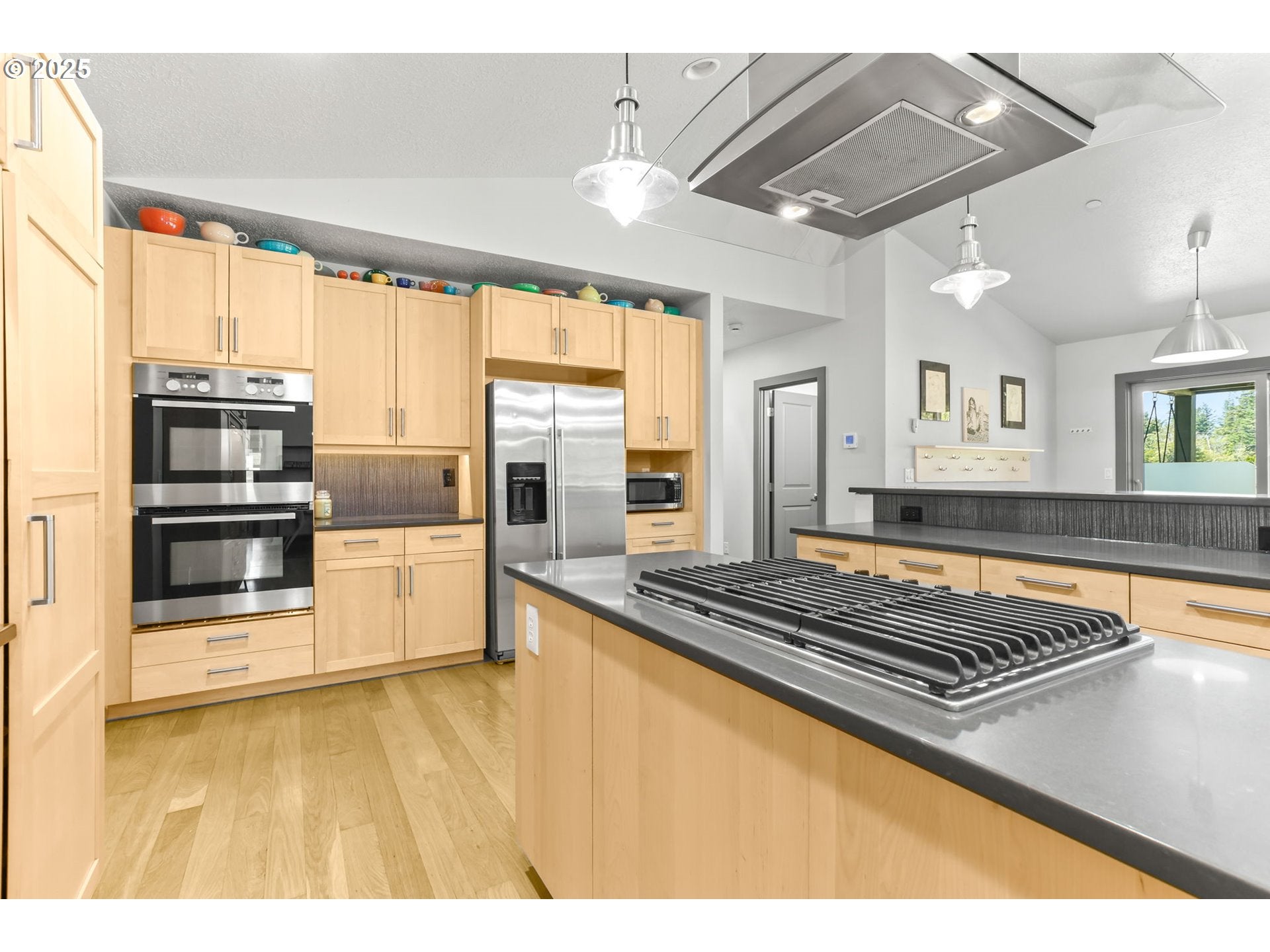 Troutdale, Oregon, 97060, United States, 4 Bedrooms Bedrooms, ,3 BathroomsBathrooms,Residential,Active,1898028