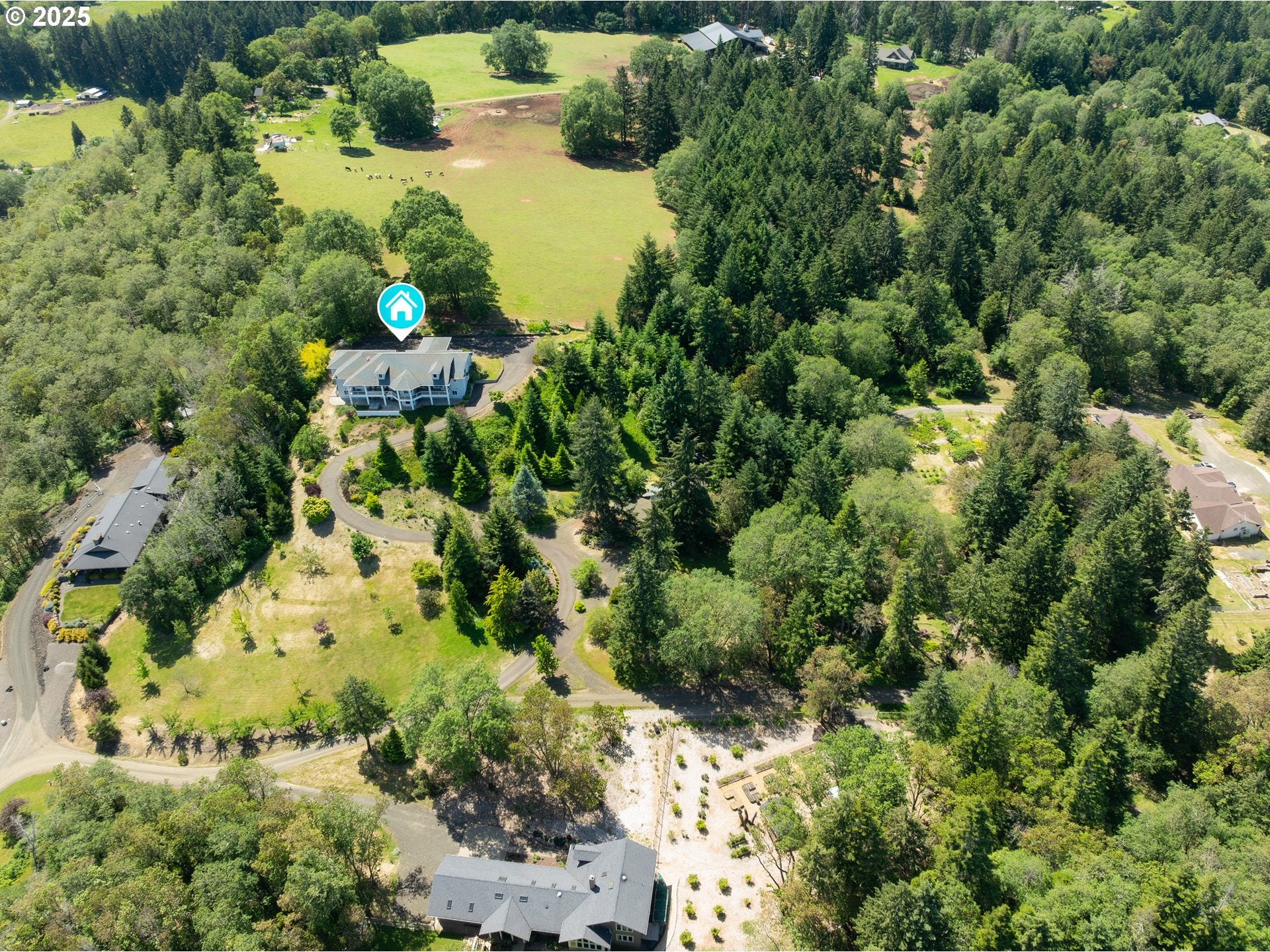 Roseburg, Oregon, 97471, United States, 4 Bedrooms Bedrooms, ,4 BathroomsBathrooms,Residential,Active,1800177