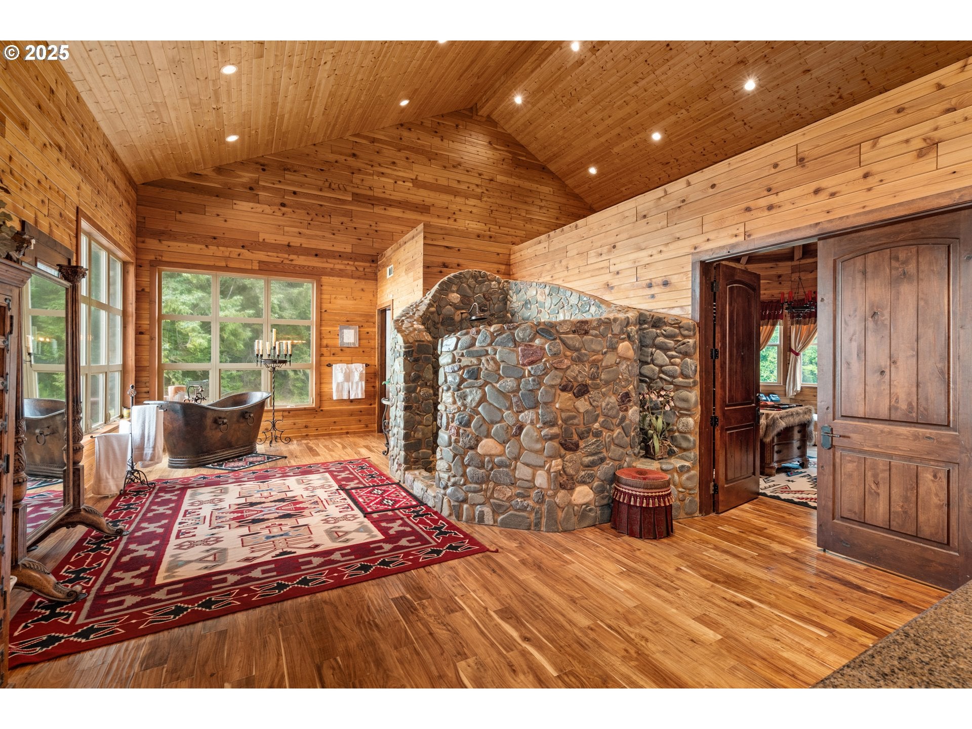 Gold Beach, Oregon, 97444, United States, 4 Bedrooms Bedrooms, ,5 BathroomsBathrooms,Residential,Active,2012238