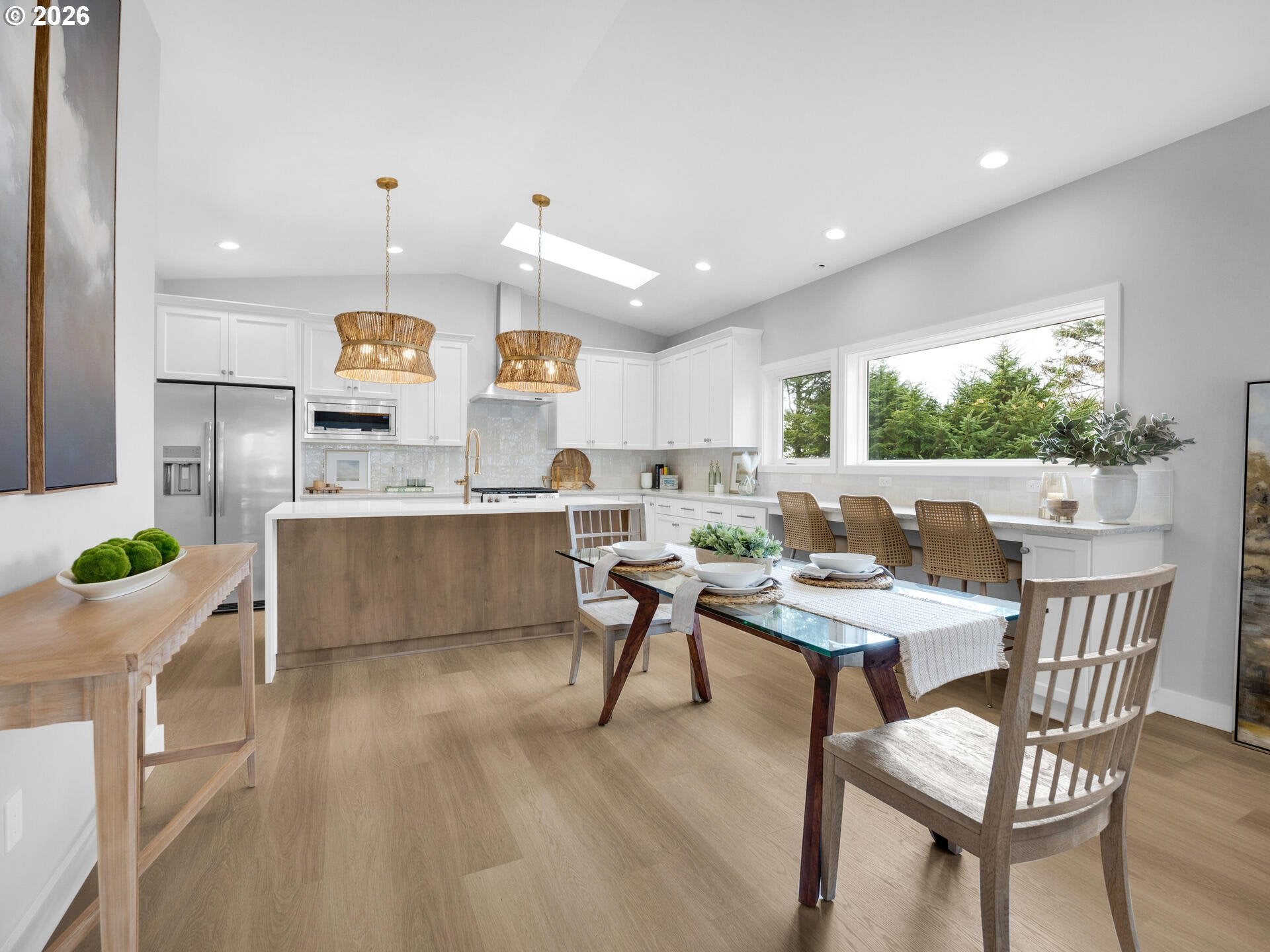 Cannon Beach, Oregon, 97110, United States, 5 Bedrooms Bedrooms, ,6 BathroomsBathrooms,Residential,Active,2015847