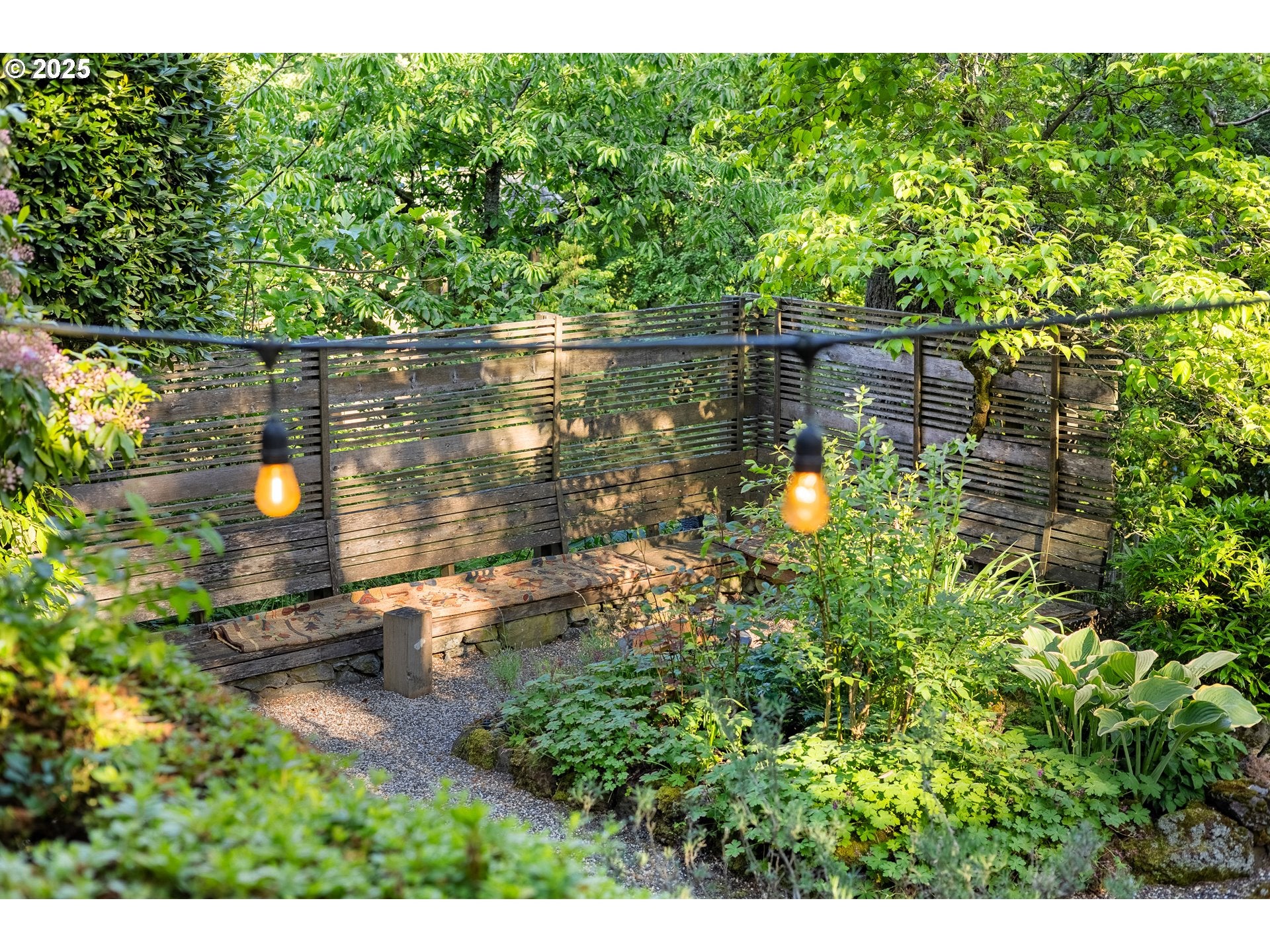 Portland, Oregon, 97239, United States, 4 Bedrooms Bedrooms, ,5 BathroomsBathrooms,Residential,Active,1772733