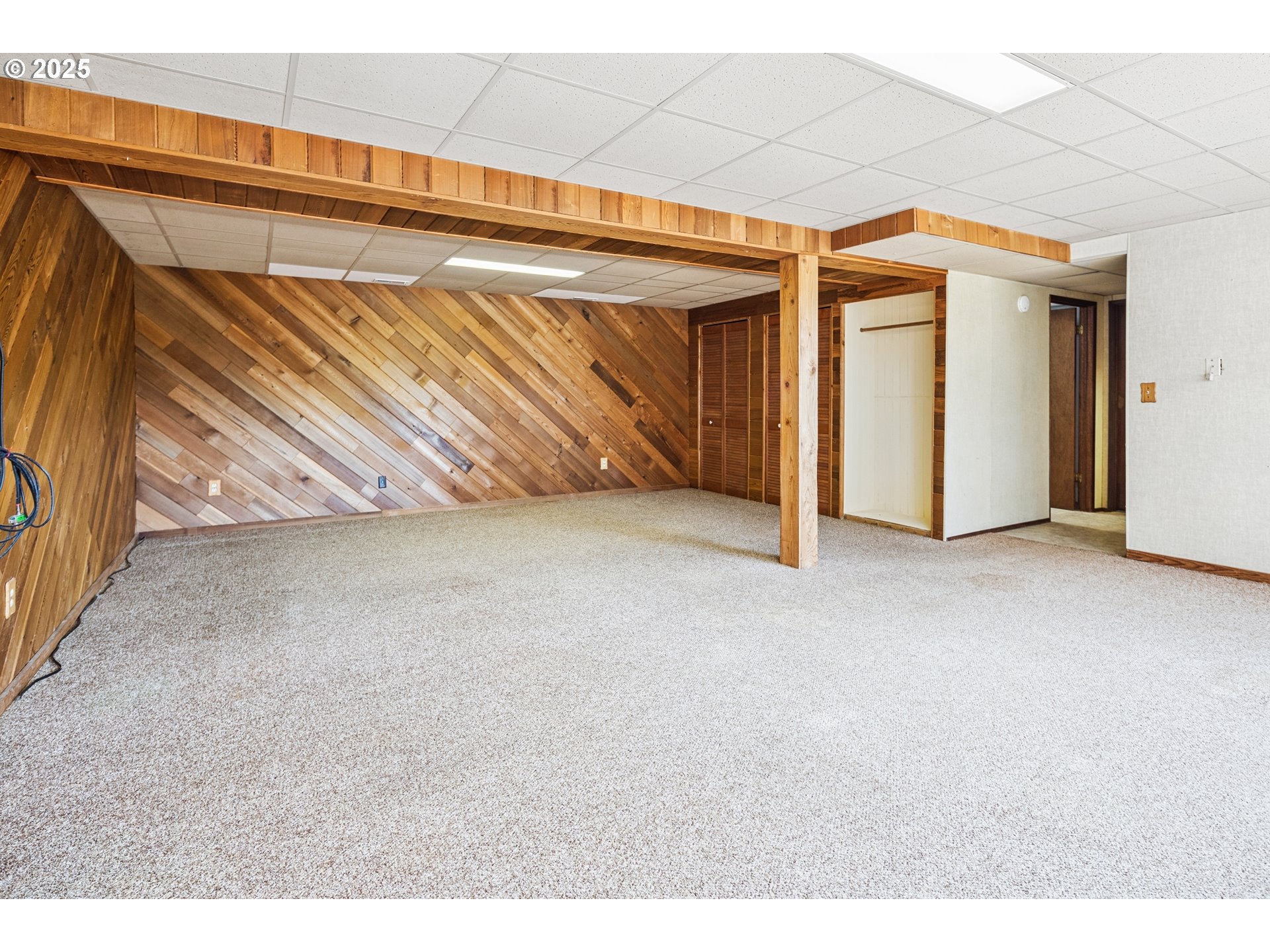 Wilsonville, Oregon, 97070, United States, 3 Bedrooms Bedrooms, ,2 BathroomsBathrooms,Residential,Active,1908136