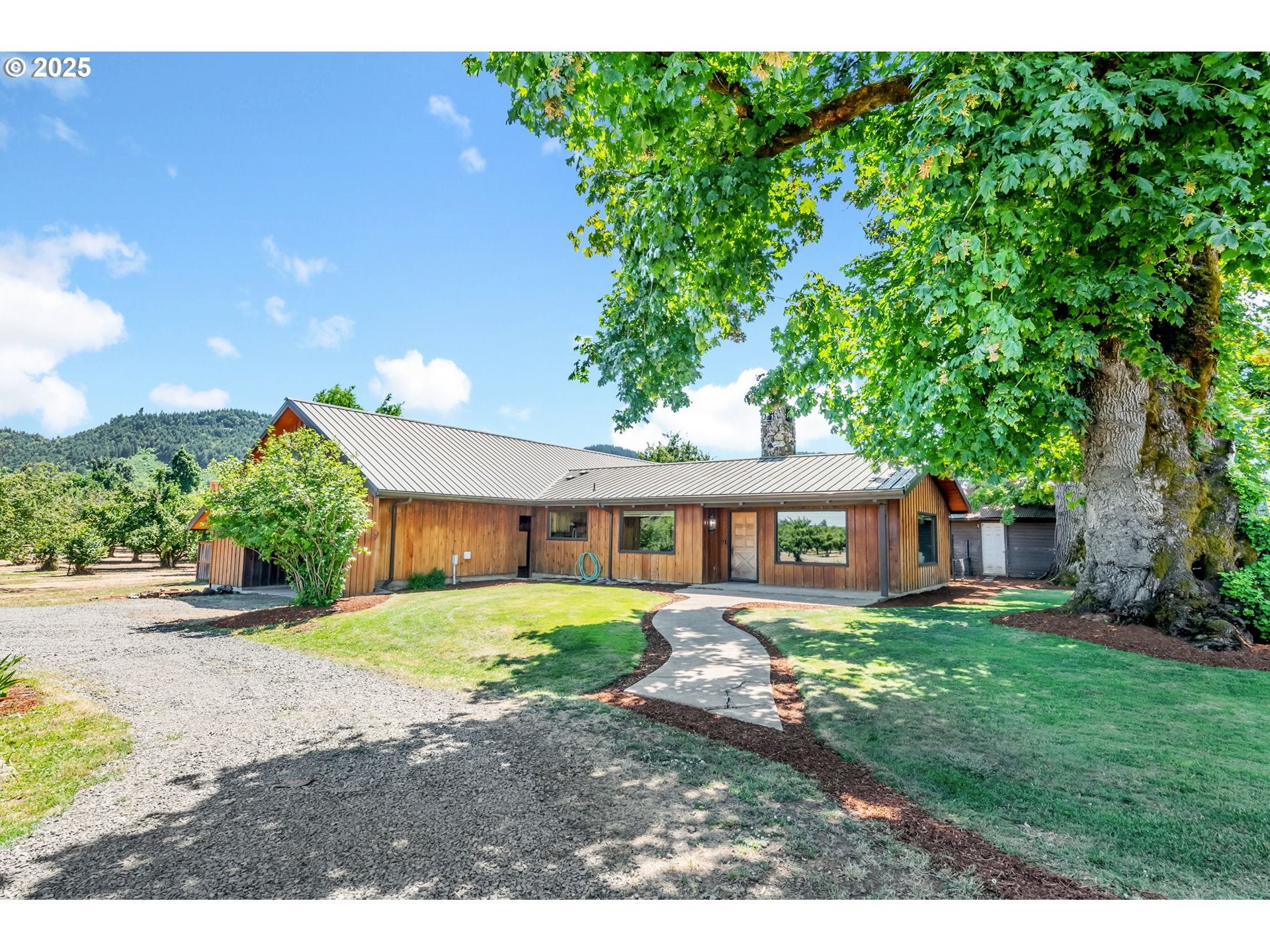 Creswell, Oregon, 97426, United States, 3 Bedrooms Bedrooms, ,3 BathroomsBathrooms,Residential,Active,1888984