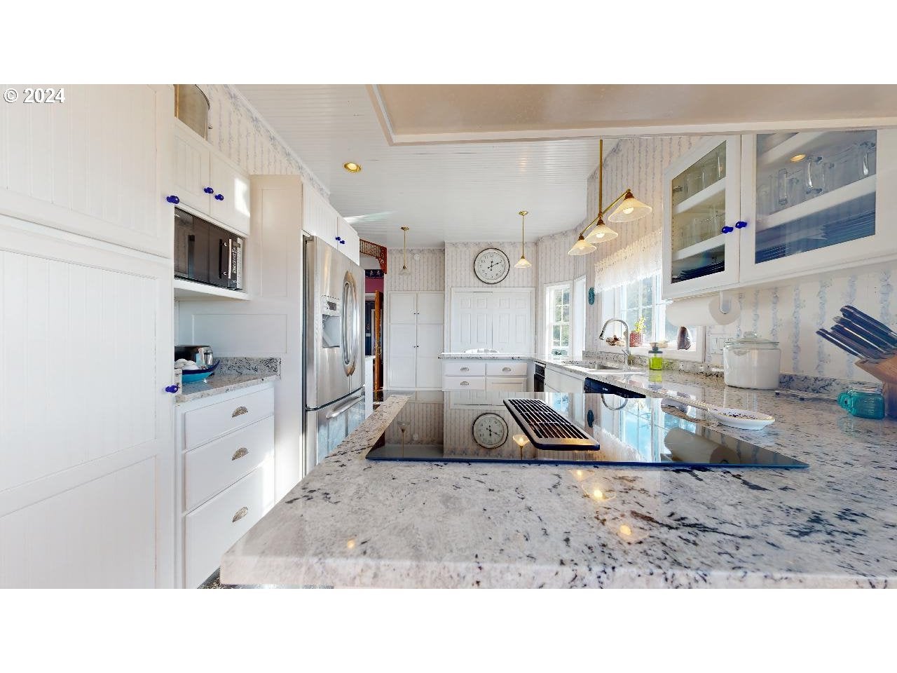 Brookings, Oregon, 97415, United States, ,5 BathroomsBathrooms,Residential,Active,1701896