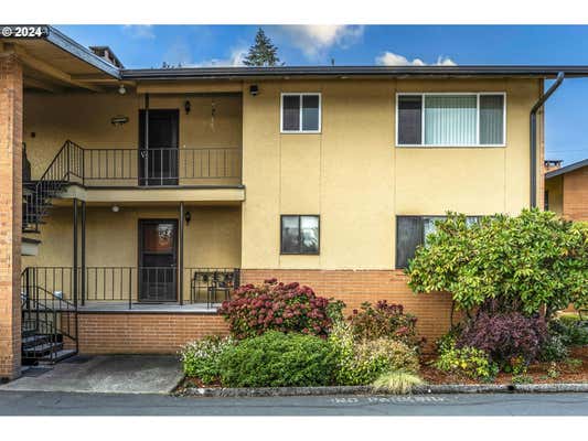 1400 SE LAVA DR APT 22, MILWAUKIE, OR 97222 - Image 1