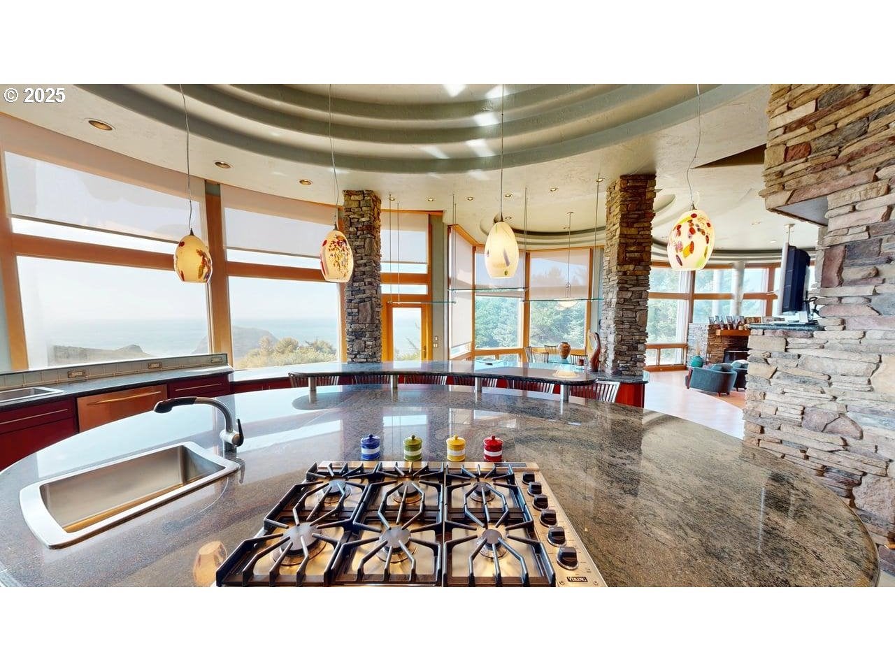 Gold Beach, Oregon, 97444, United States, 3 Bedrooms Bedrooms, ,6 BathroomsBathrooms,Residential,Active,1953281