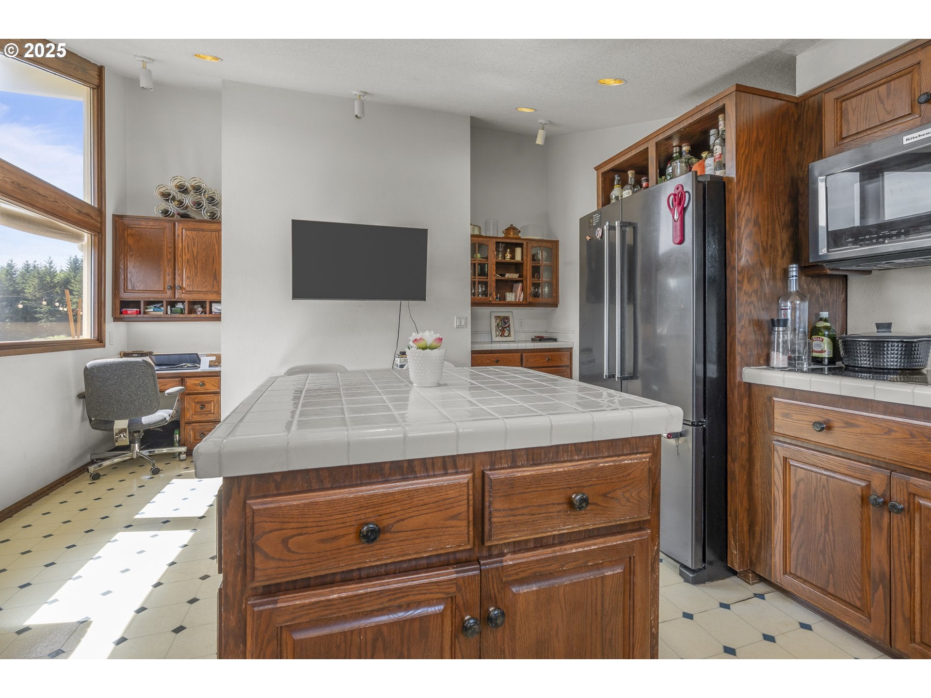 Mcminnville, Oregon, 97128, United States, 4 Bedrooms Bedrooms, ,3 BathroomsBathrooms,Residential,Active,1853796