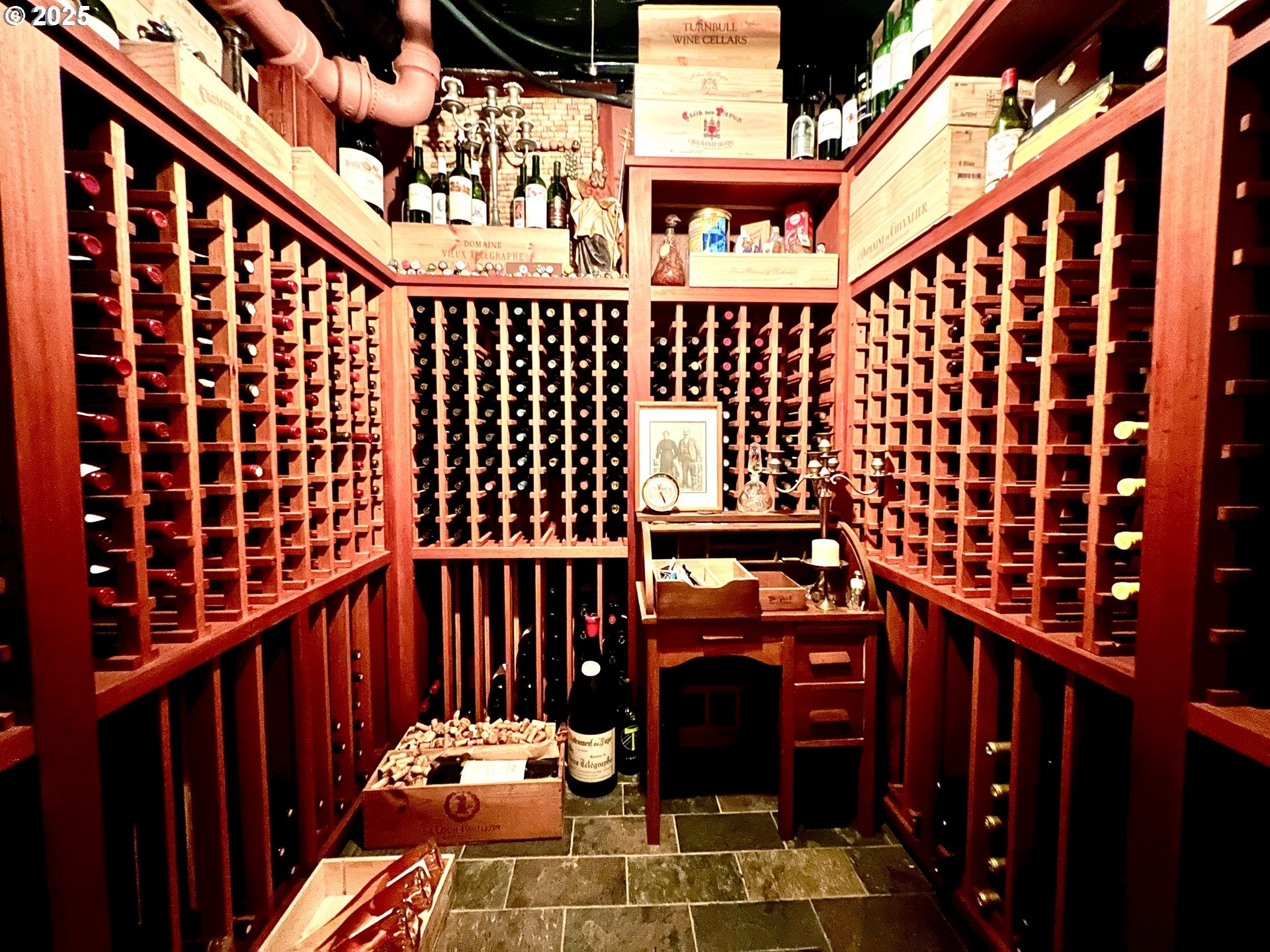 Portland, Oregon, 97239, United States, 4 Bedrooms Bedrooms, ,5 BathroomsBathrooms,Residential,Active,1772733