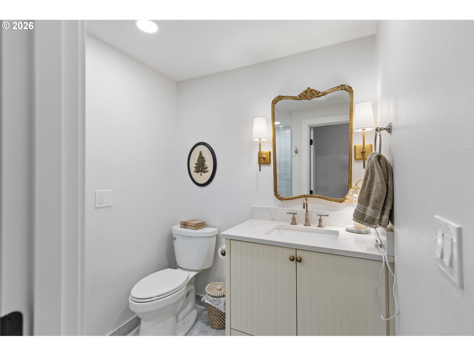 Eagle Creek, Oregon, 97022, United States, 4 Bedrooms Bedrooms, ,5 BathroomsBathrooms,Residential,Active,2007176