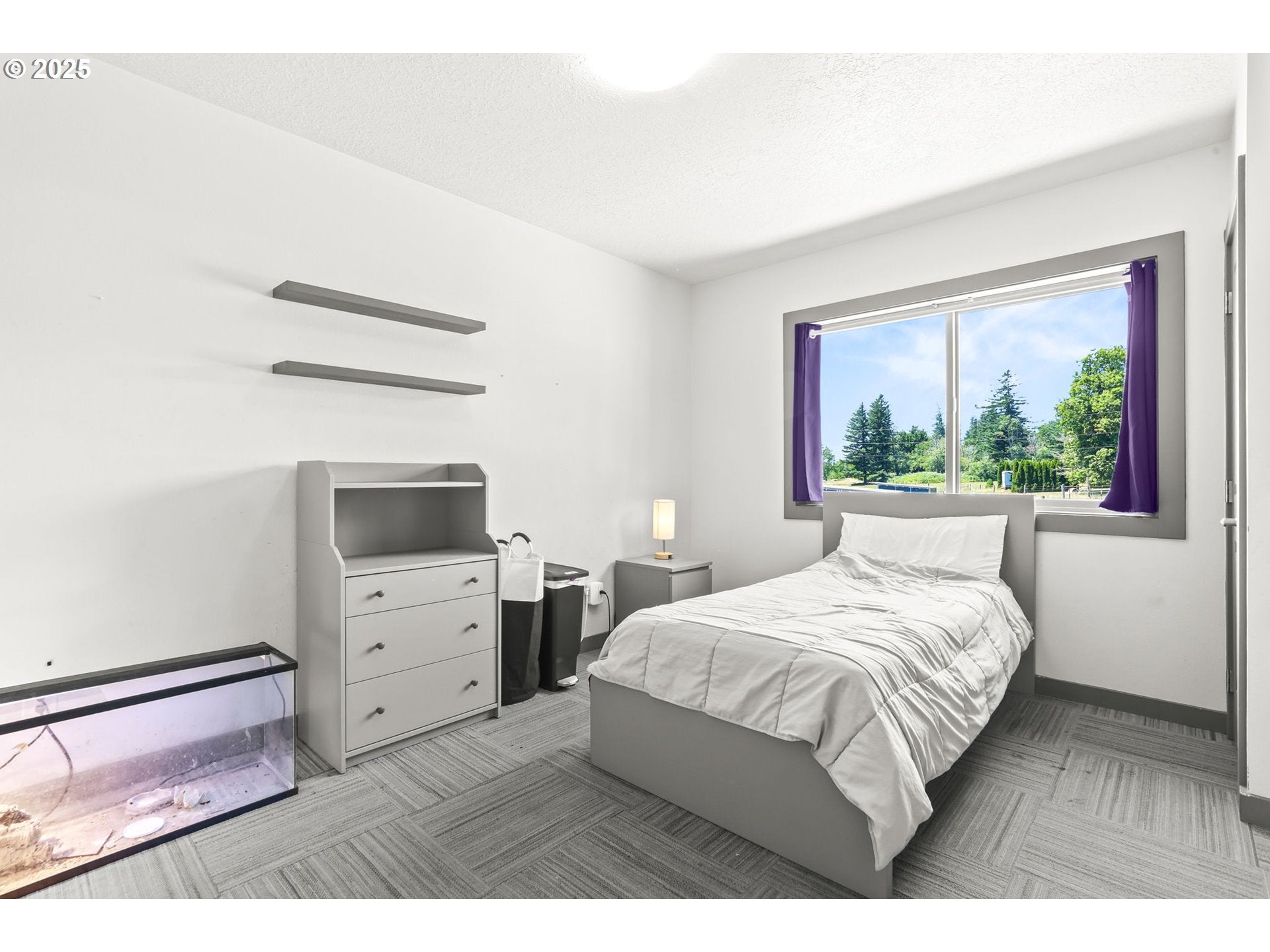 Troutdale, Oregon, 97060, United States, 4 Bedrooms Bedrooms, ,3 BathroomsBathrooms,Residential,Active,1898028