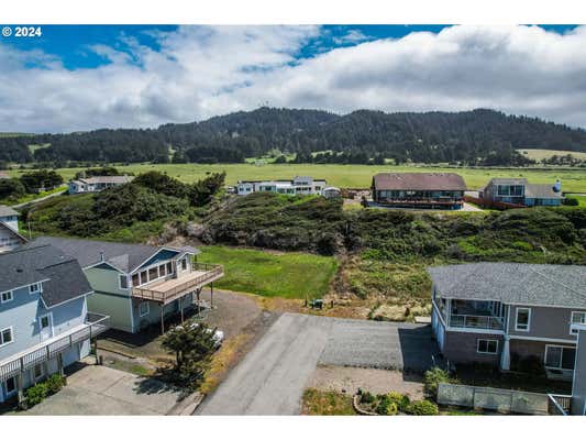 BOULDER PL 5600, GOLD BEACH, OR 97444, GOLD BEACH, OR 97444, photo 5 of 17