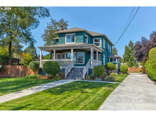 2406 E 6TH ST, VANCOUVER, WA 98661, photo 4 of 45