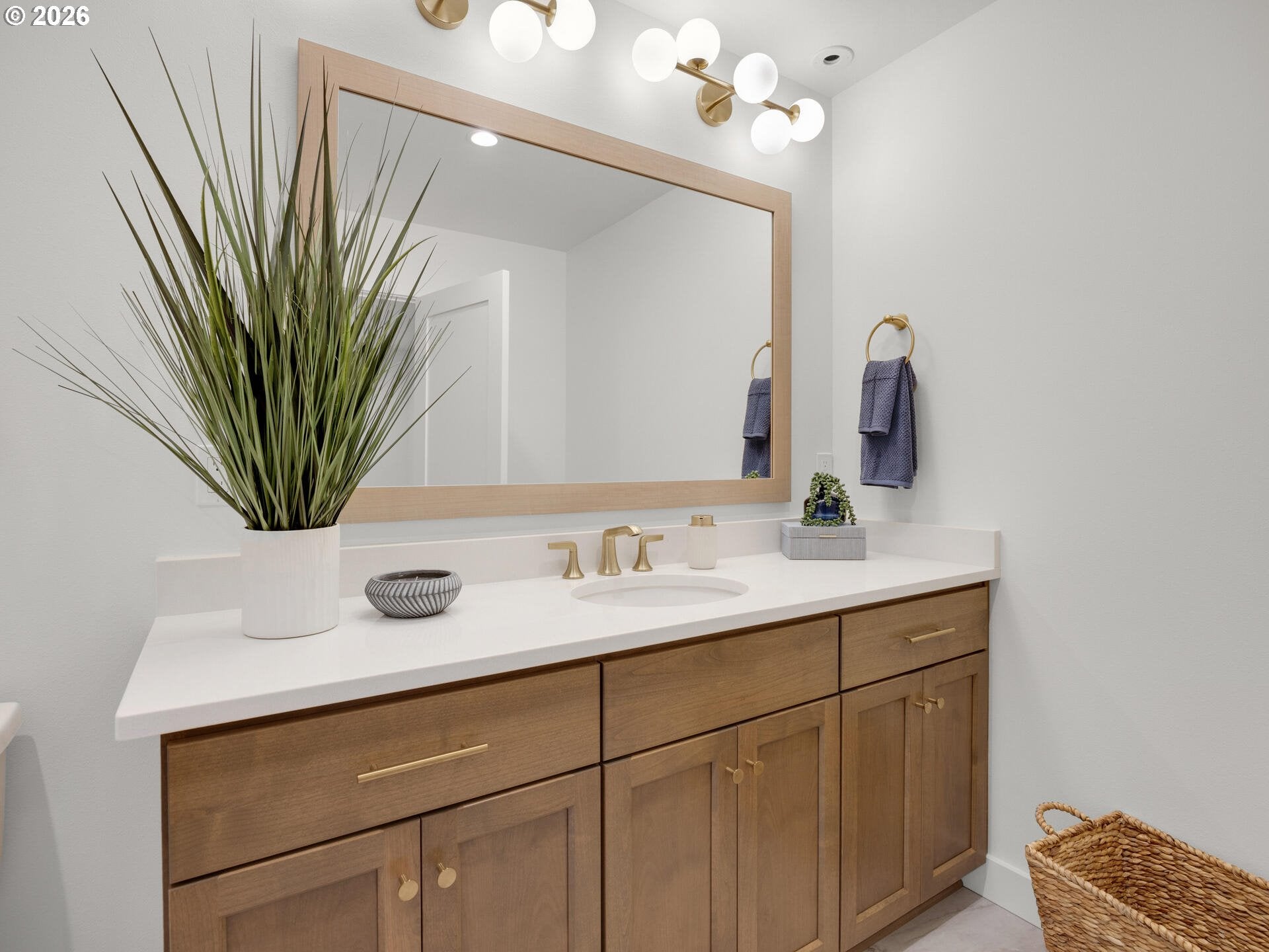 Cannon Beach, Oregon, 97110, United States, 5 Bedrooms Bedrooms, ,6 BathroomsBathrooms,Residential,Active,2015847