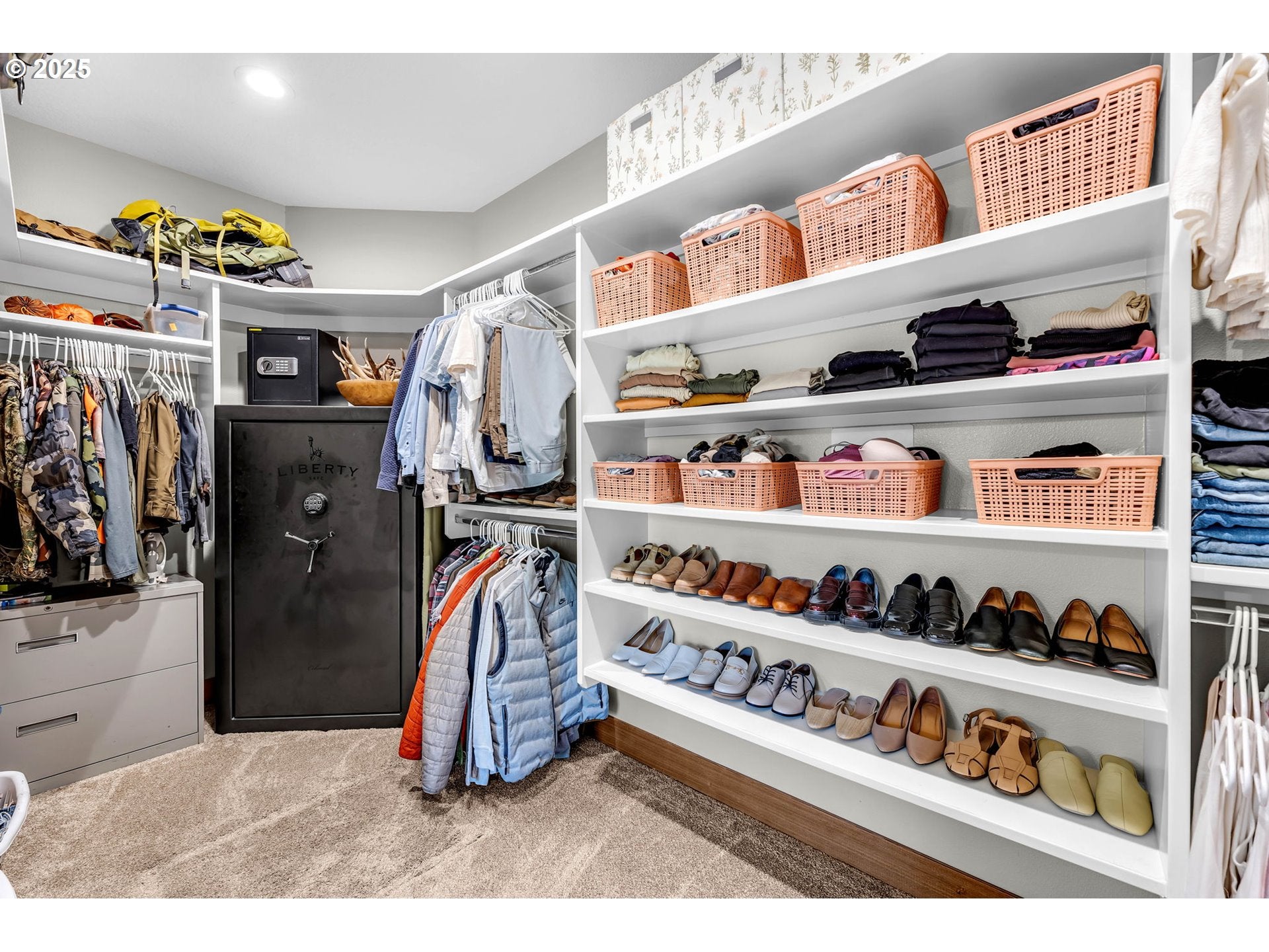 Battle Ground, Washington, 98604, United States, 4 Bedrooms Bedrooms, ,3 BathroomsBathrooms,Residential,Active,1852668