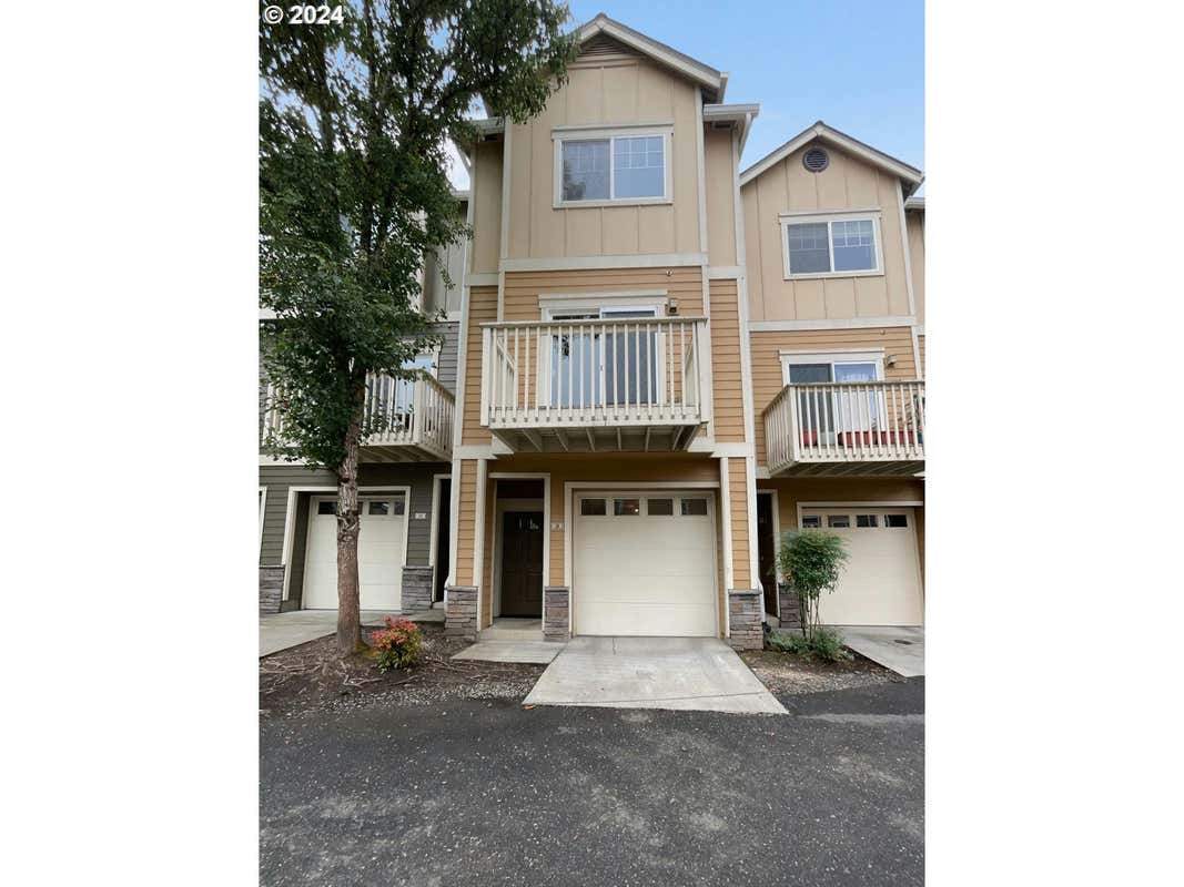 18485 SW STEPPING STONE DR APT 51, BEAVERTON, OR 97003, photo 1 of 25