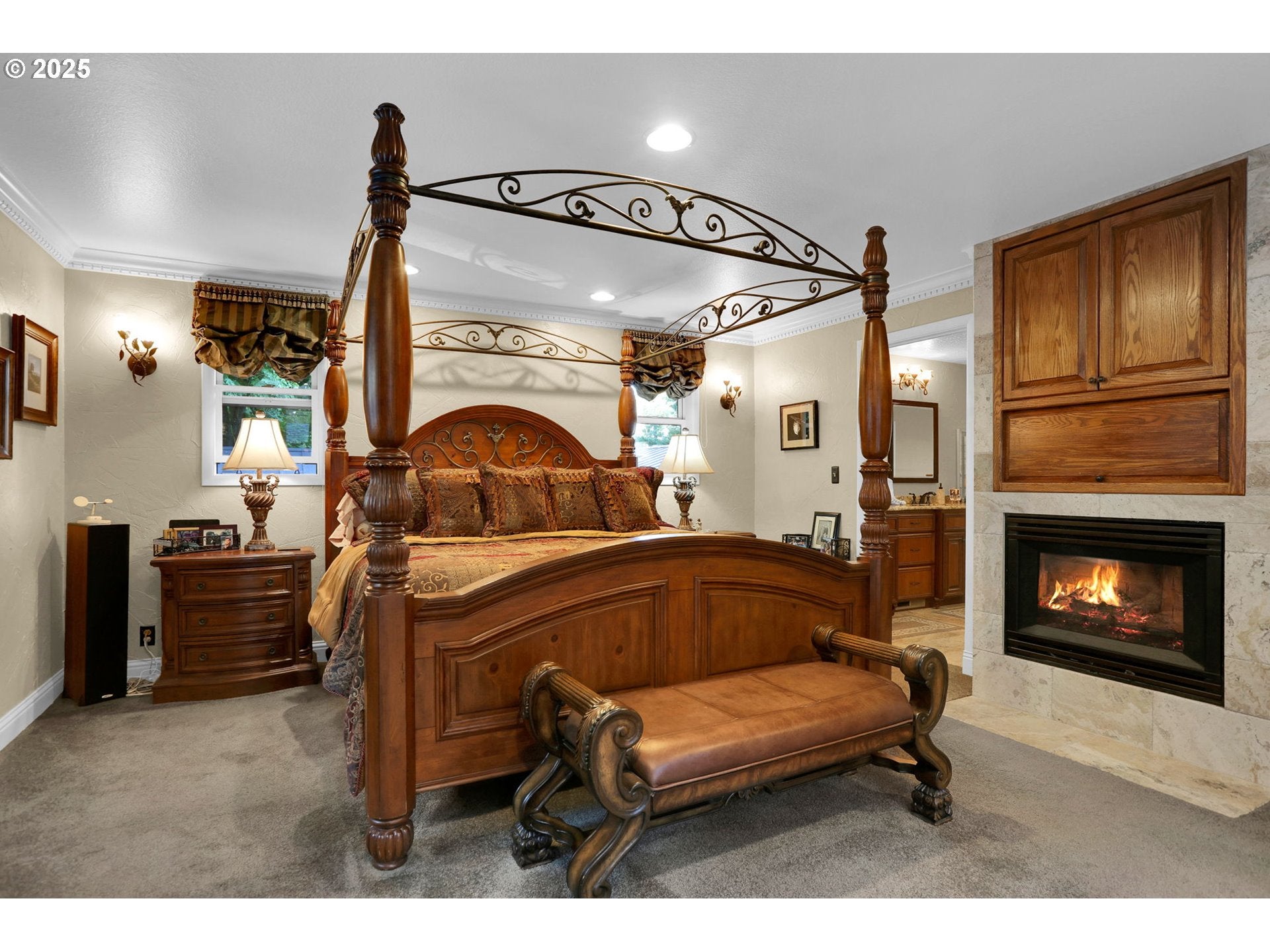 Eugene, Oregon, 97405, United States, 5 Bedrooms Bedrooms, ,4 BathroomsBathrooms,Residential,Active,1964513